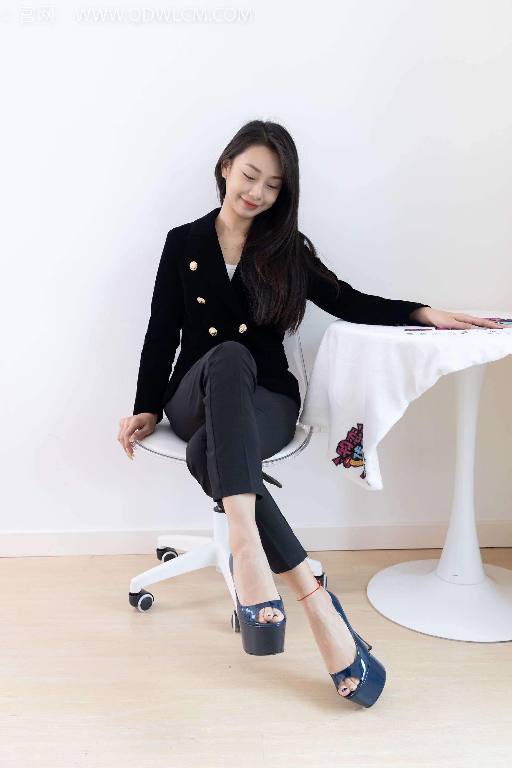 图片[27]-物恋传媒 NO.1954 岚岚-悲伤情歌[170P] – 速更版-美库