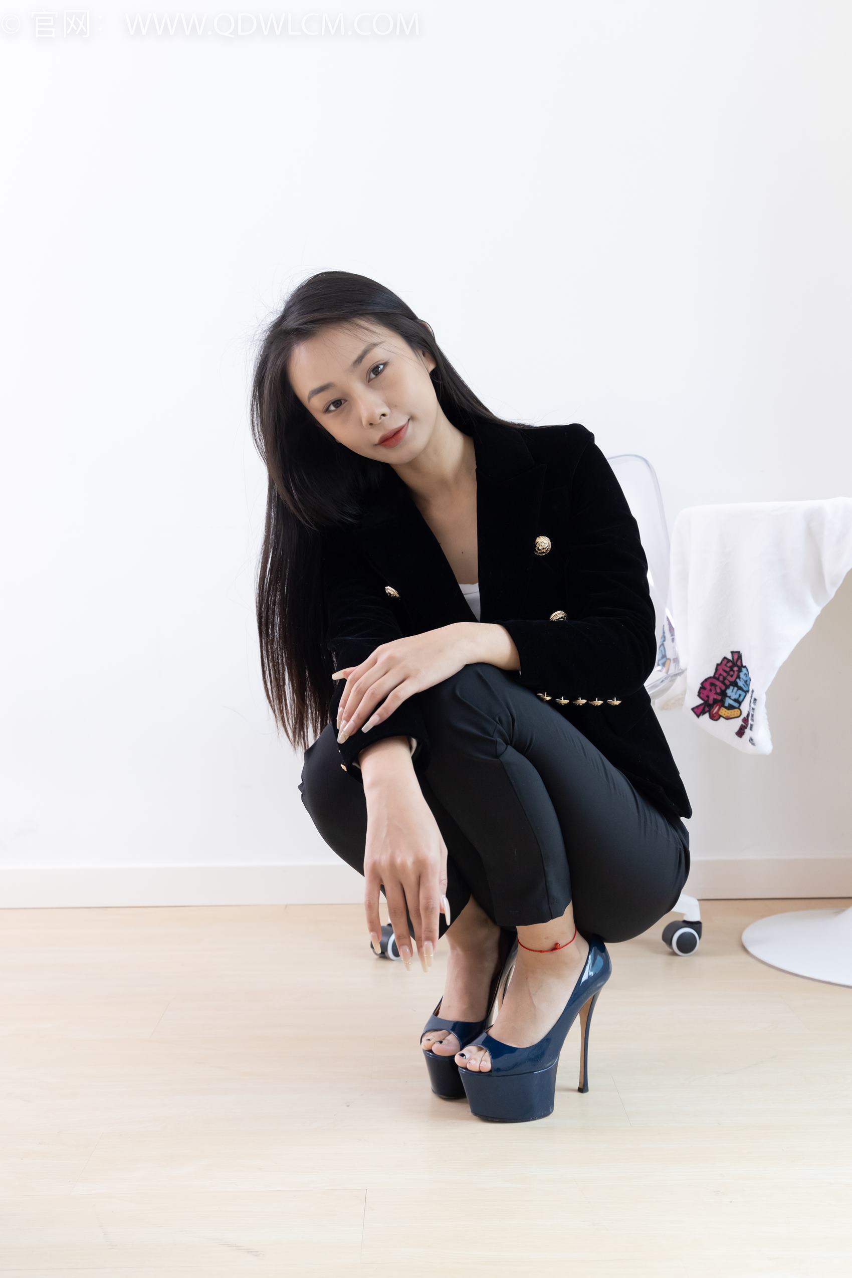 图片[34]-物恋传媒 NO.1954 岚岚-悲伤情歌[170P] – 速更版-美库