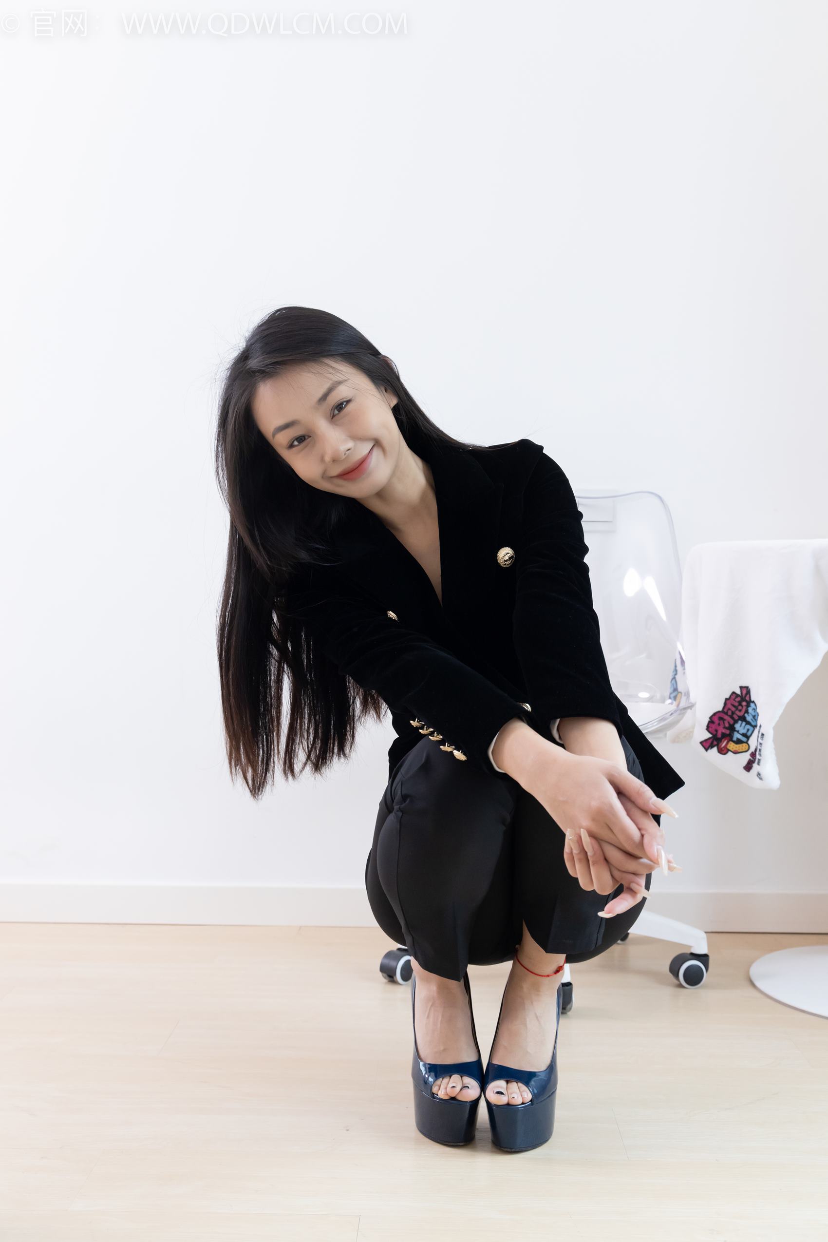 图片[35]-物恋传媒 NO.1954 岚岚-悲伤情歌[170P] – 速更版-美库