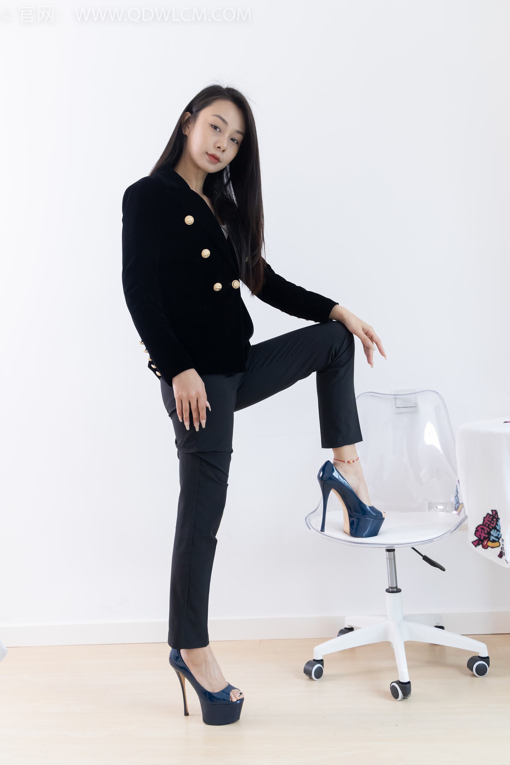 图片[42]-物恋传媒 NO.1954 岚岚-悲伤情歌[170P] – 速更版-美库