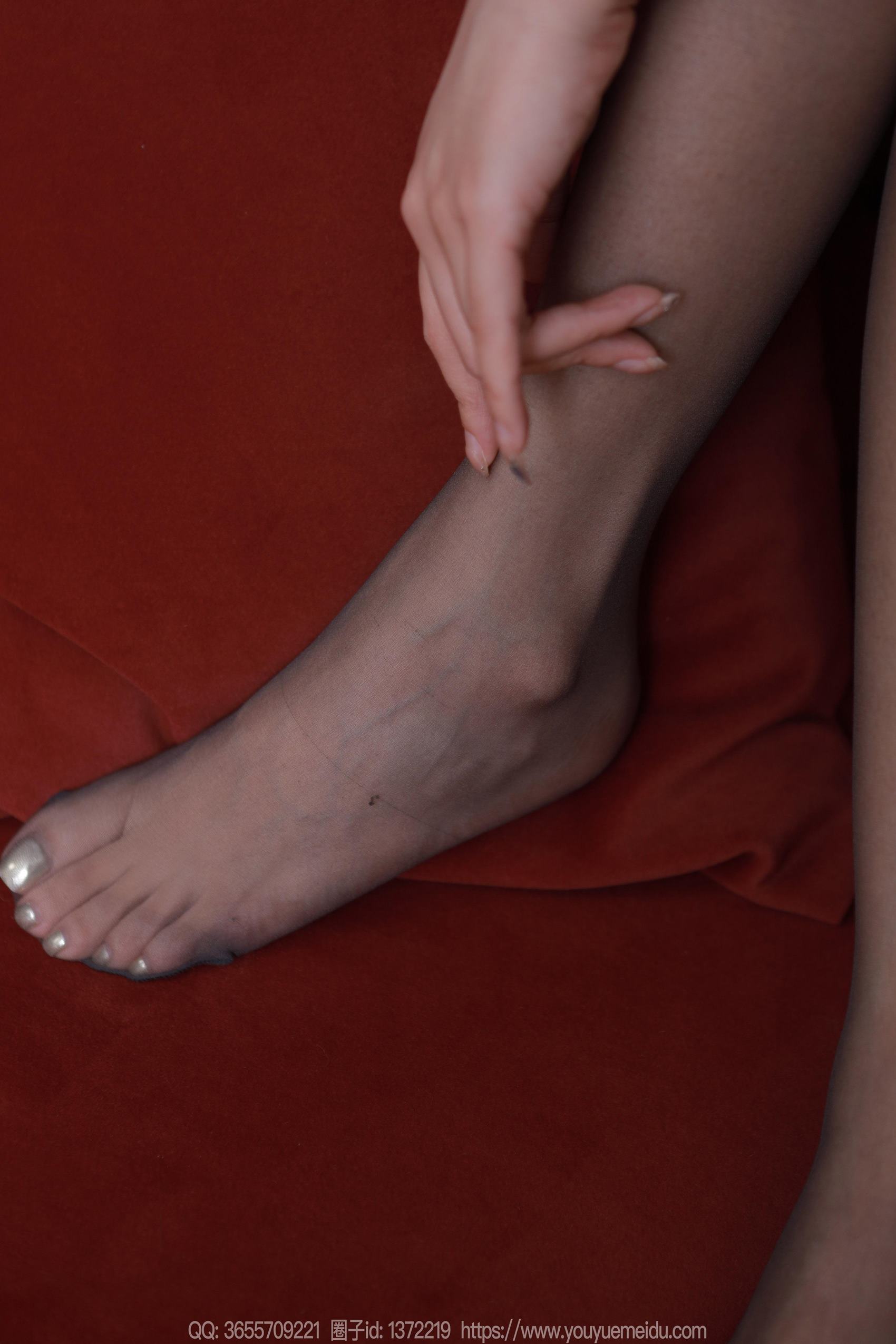 图片[38]-[IESS异思趣向] 2024.04.24 丝享家1724：婉萍《黑色包裙》[86P] – 速更版-美库