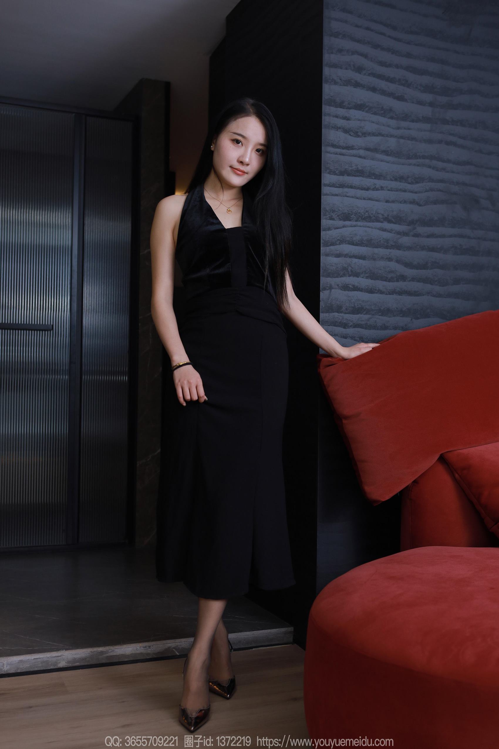 图片[40]-[IESS异思趣向] 2024.04.24 丝享家1724：婉萍《黑色包裙》[86P] – 速更版-美库