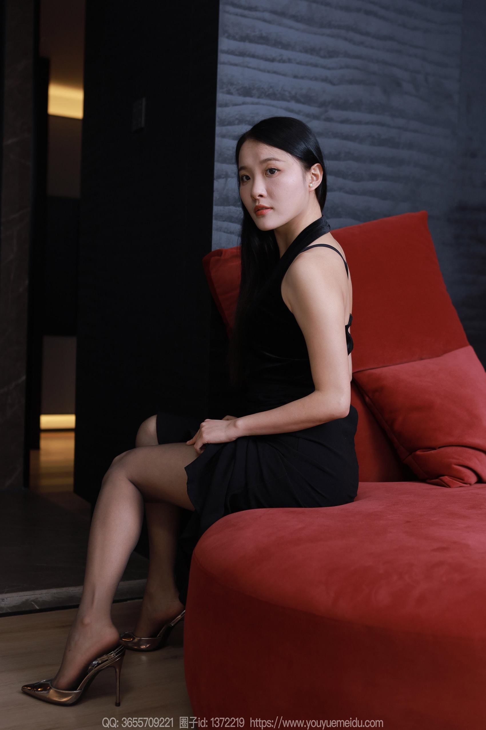 图片[50]-[IESS异思趣向] 2024.04.24 丝享家1724：婉萍《黑色包裙》[86P] – 速更版-美库