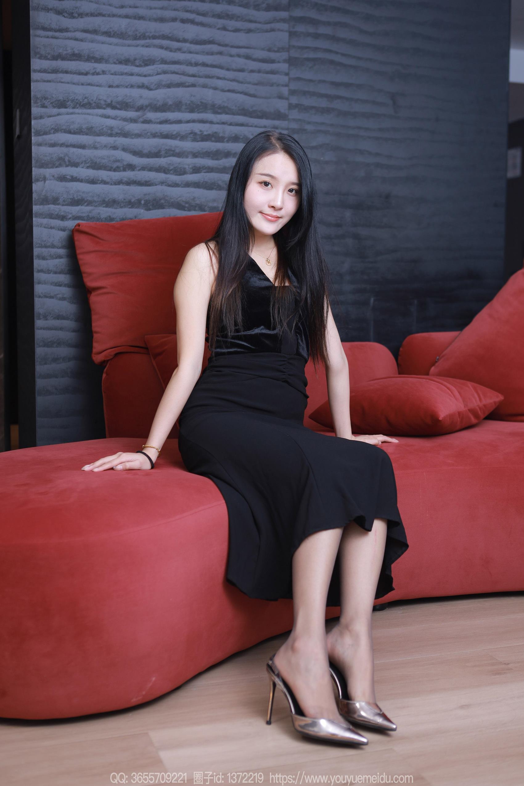 图片[54]-[IESS异思趣向] 2024.04.24 丝享家1724：婉萍《黑色包裙》[86P] – 速更版-美库