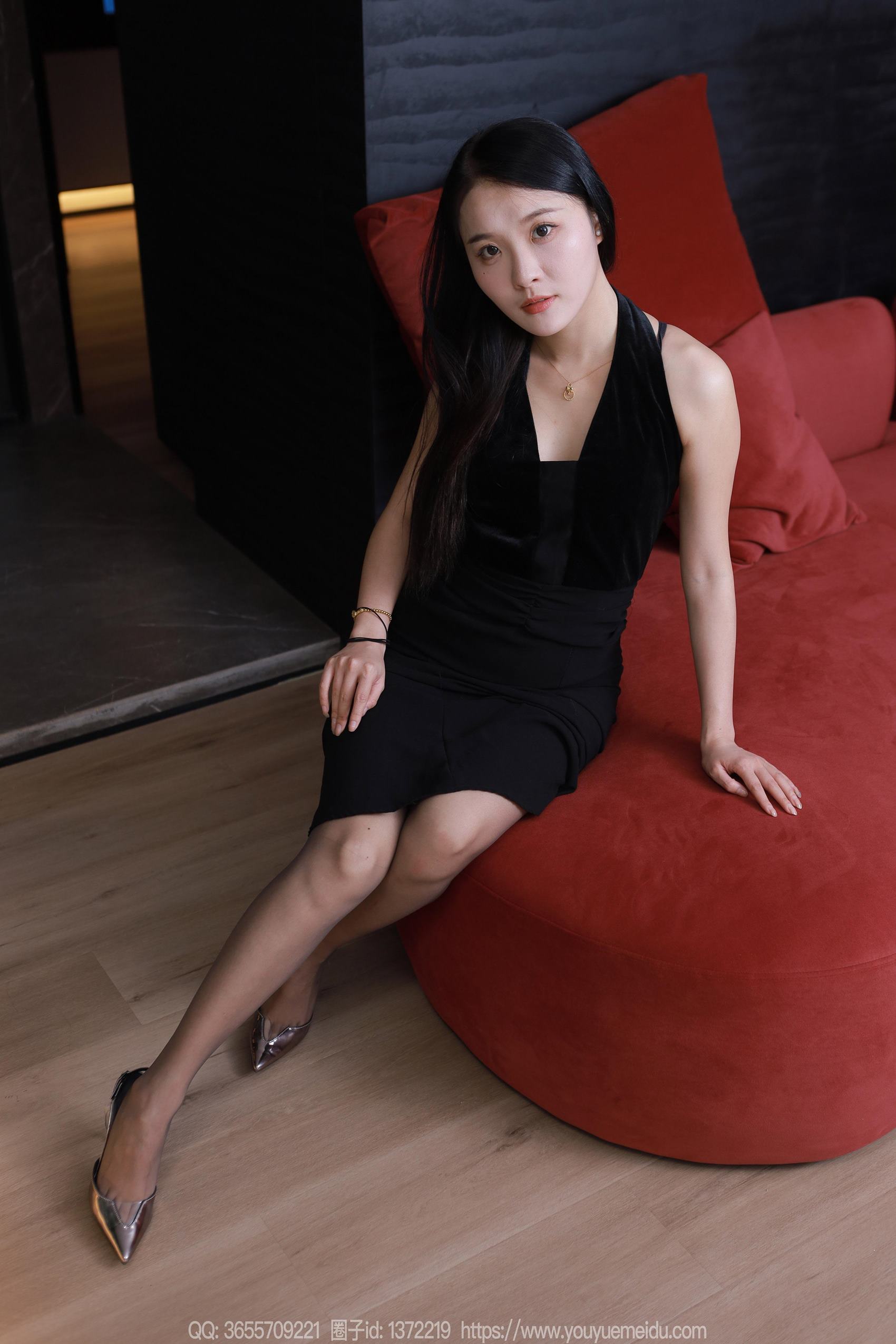 图片[58]-[IESS异思趣向] 2024.04.24 丝享家1724：婉萍《黑色包裙》[86P] – 速更版-美库