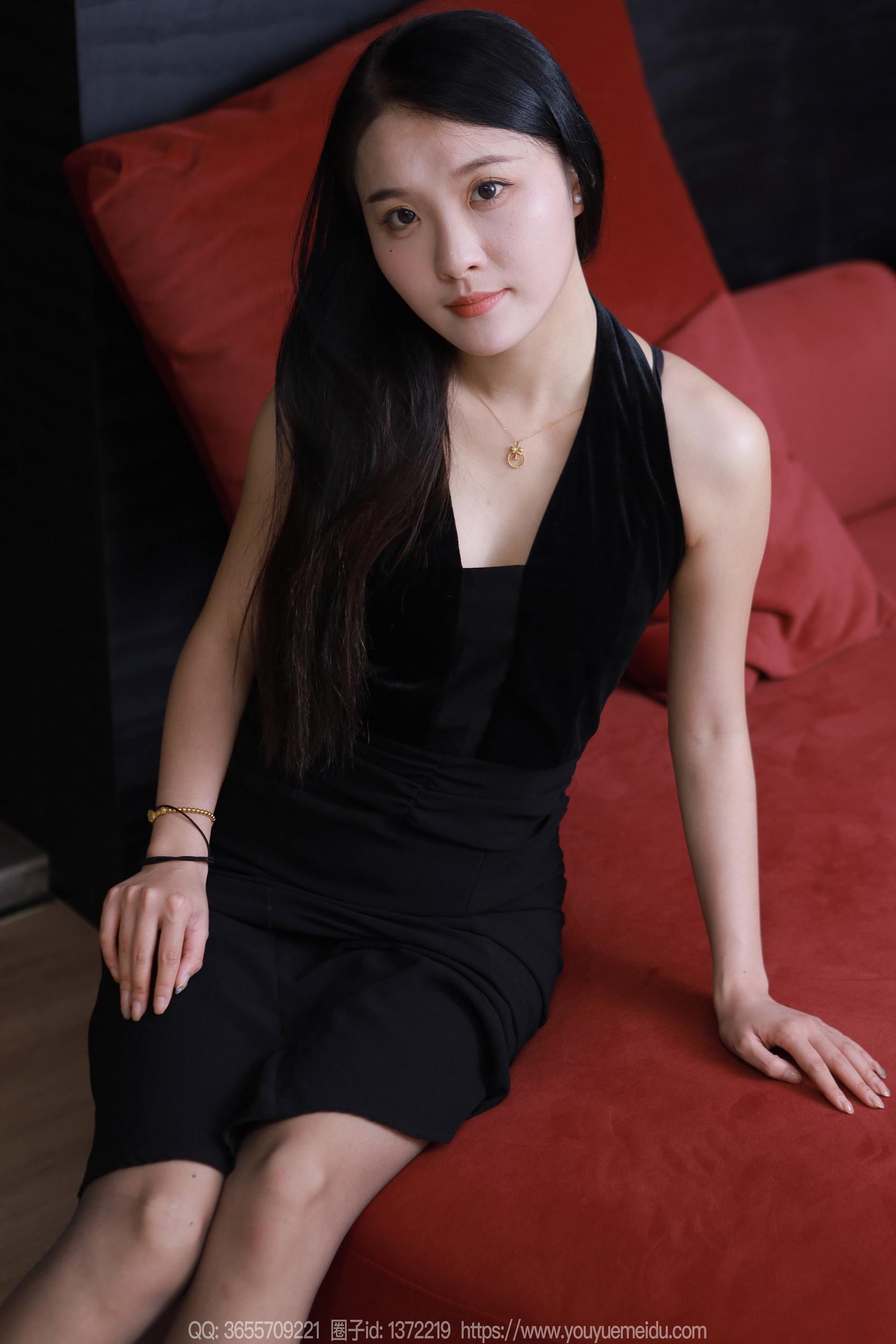 图片[60]-[IESS异思趣向] 2024.04.24 丝享家1724：婉萍《黑色包裙》[86P] – 速更版-美库