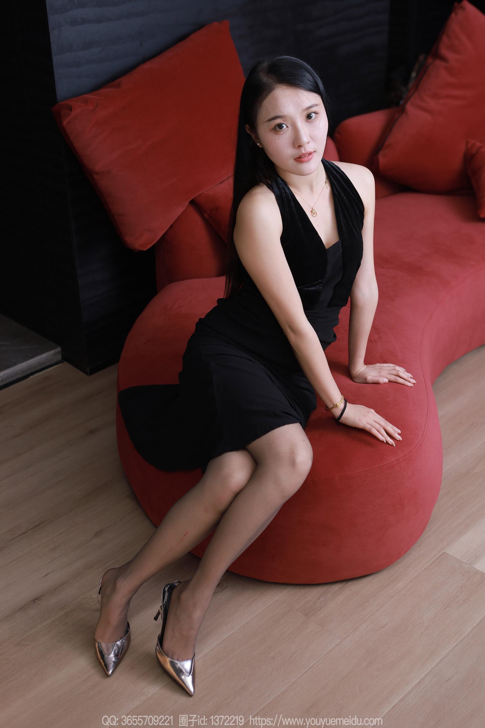 图片[68]-[IESS异思趣向] 2024.04.24 丝享家1724：婉萍《黑色包裙》[86P] – 速更版-美库