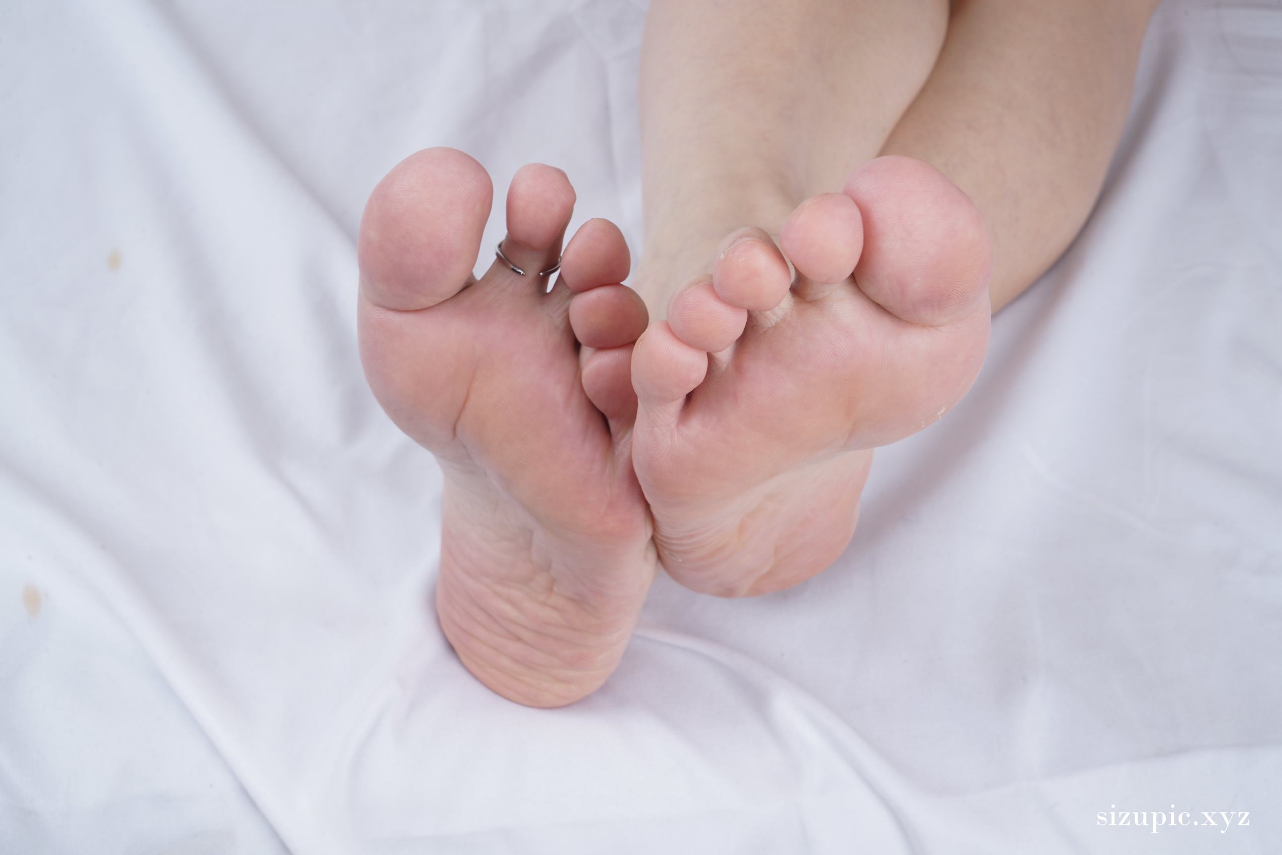 图片[94]-Pary摄影 NO.143 新模小婷的37码美脚手感非常不错[101P] – 速更版-美库