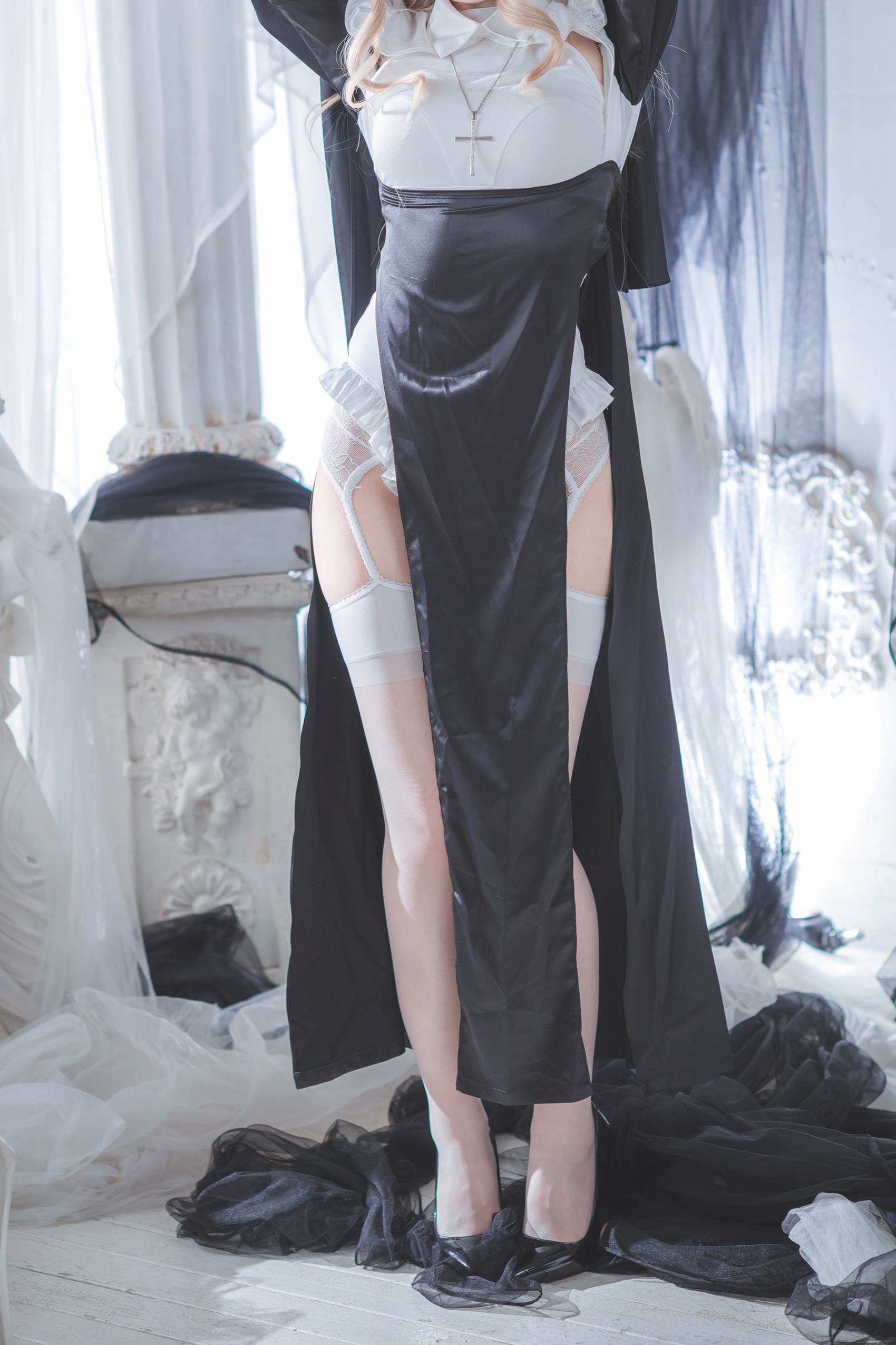 图片[42]-Coser衣衣  – 修女[54P] – 速更版-美库