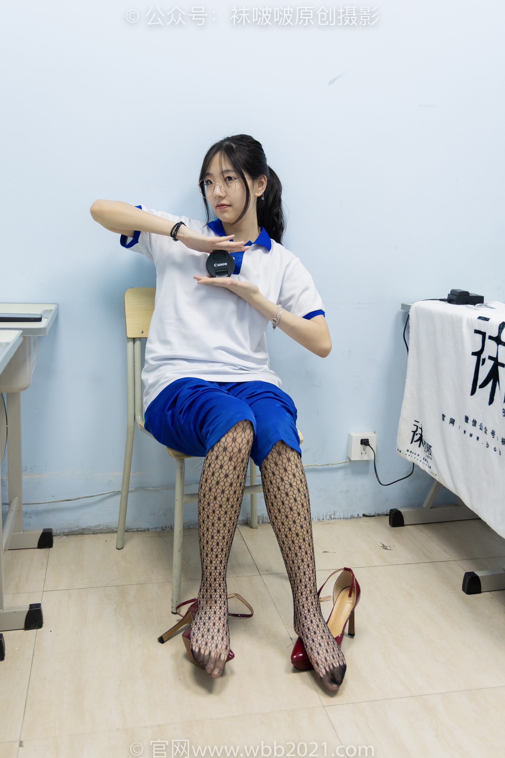 图片[70]-[BoBoSocks袜啵啵]NO.375 小甜豆-高跟鞋、黑色蕾丝网袜、校服裤里丝[159P] – 速更版-美库