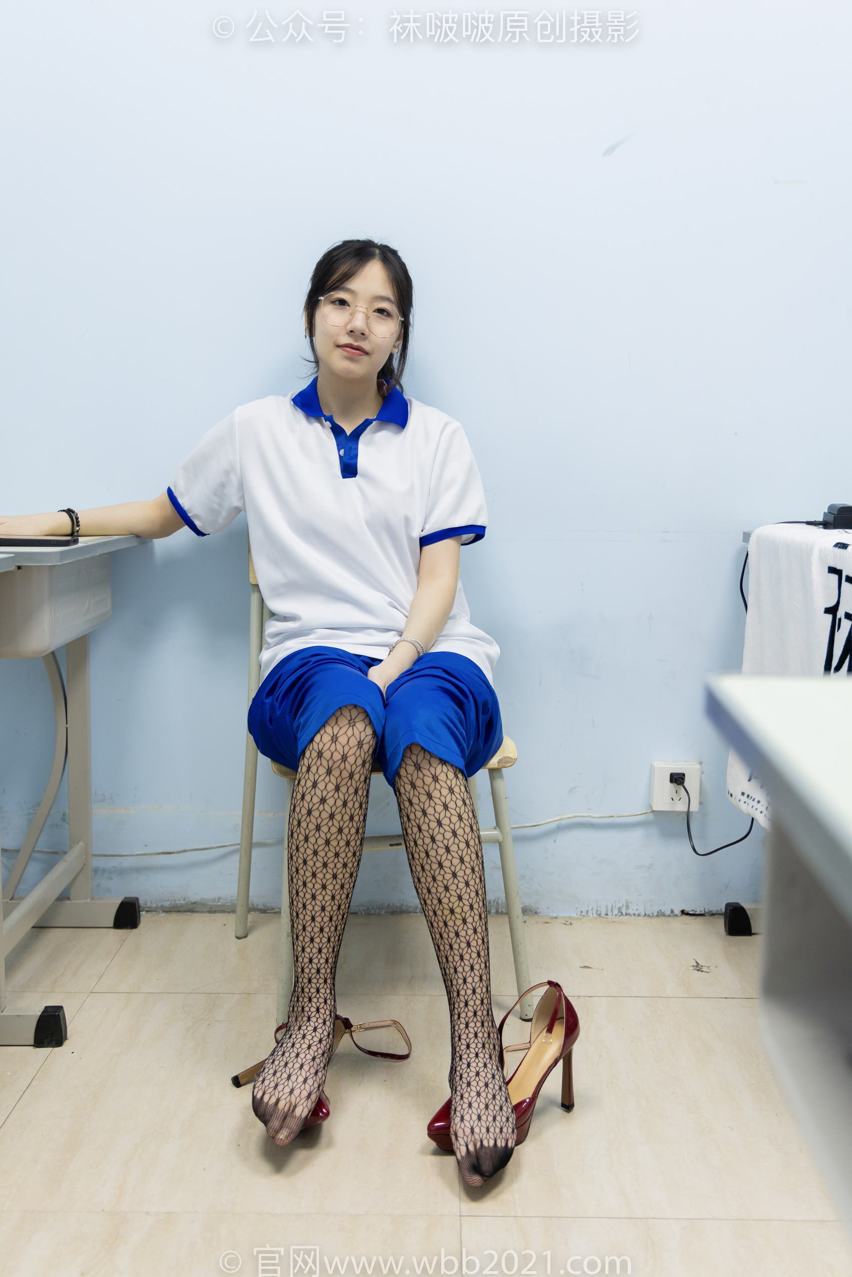 图片[71]-[BoBoSocks袜啵啵]NO.375 小甜豆-高跟鞋、黑色蕾丝网袜、校服裤里丝[159P] – 速更版-美库