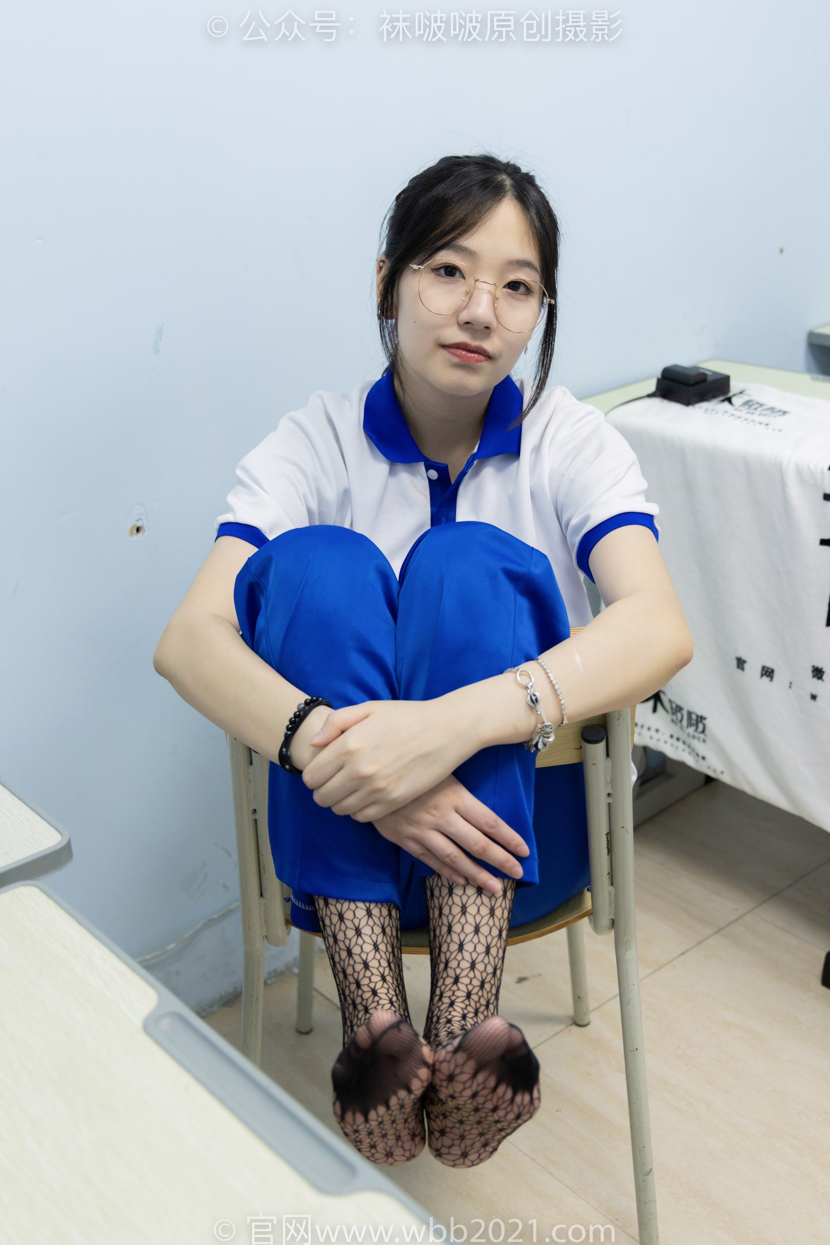 图片[97]-[BoBoSocks袜啵啵]NO.375 小甜豆-高跟鞋、黑色蕾丝网袜、校服裤里丝[159P] – 速更版-美库