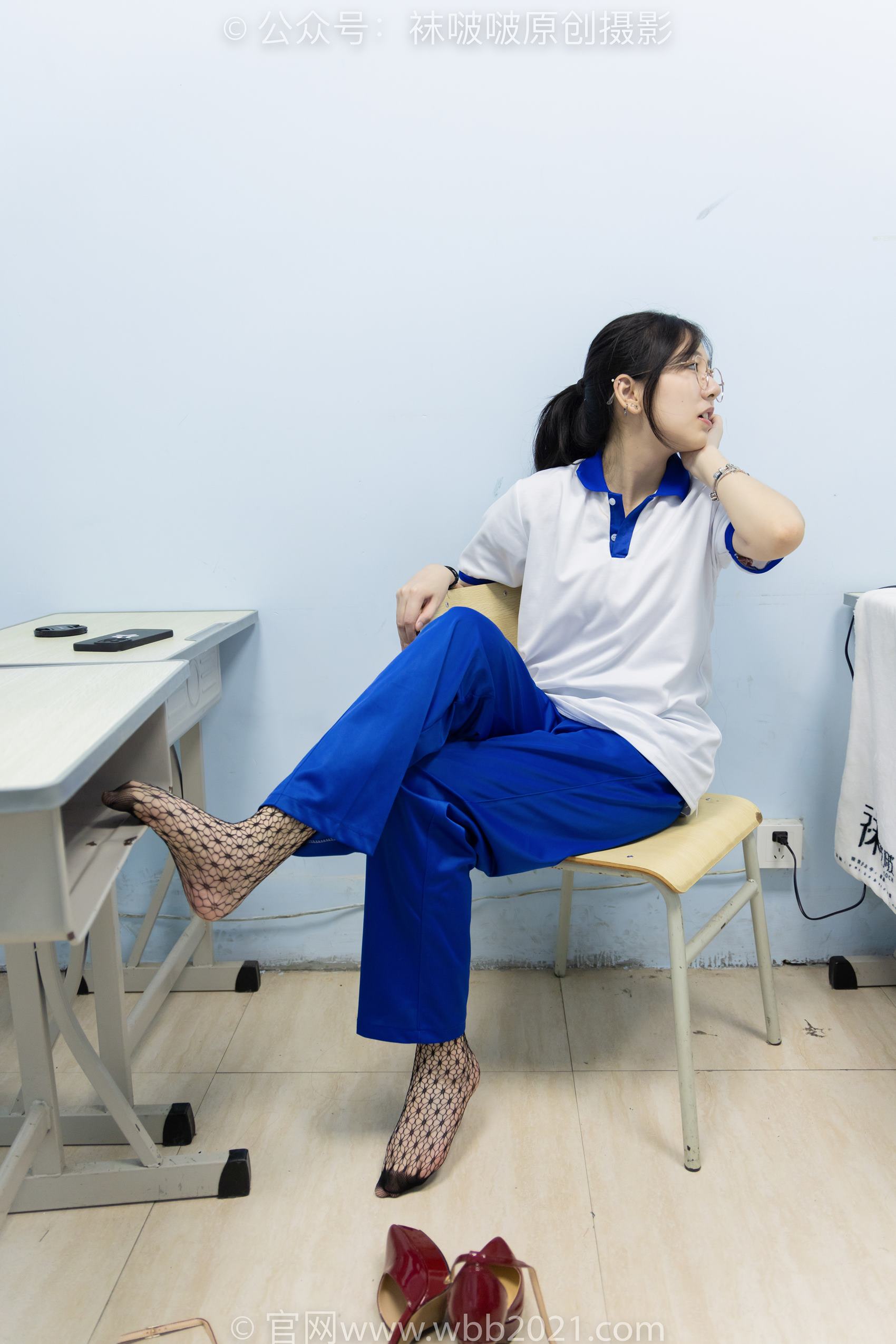 图片[101]-[BoBoSocks袜啵啵]NO.375 小甜豆-高跟鞋、黑色蕾丝网袜、校服裤里丝[159P] – 速更版-美库