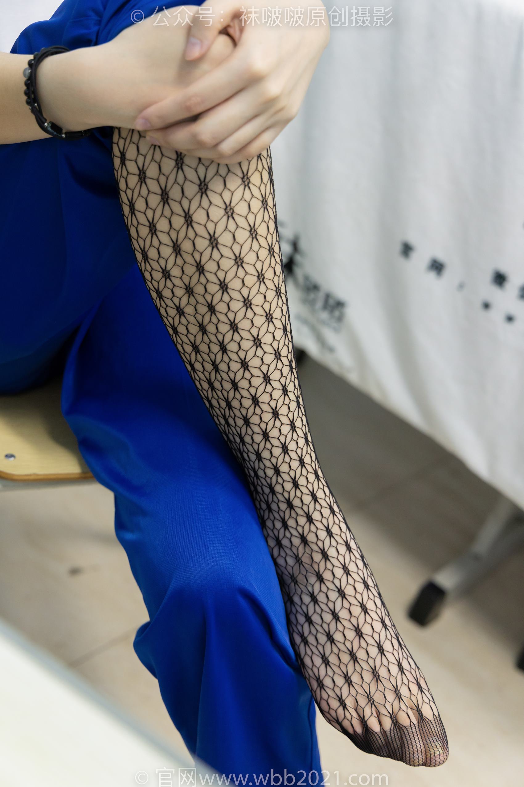 图片[111]-[BoBoSocks袜啵啵]NO.375 小甜豆-高跟鞋、黑色蕾丝网袜、校服裤里丝[159P] – 速更版-美库