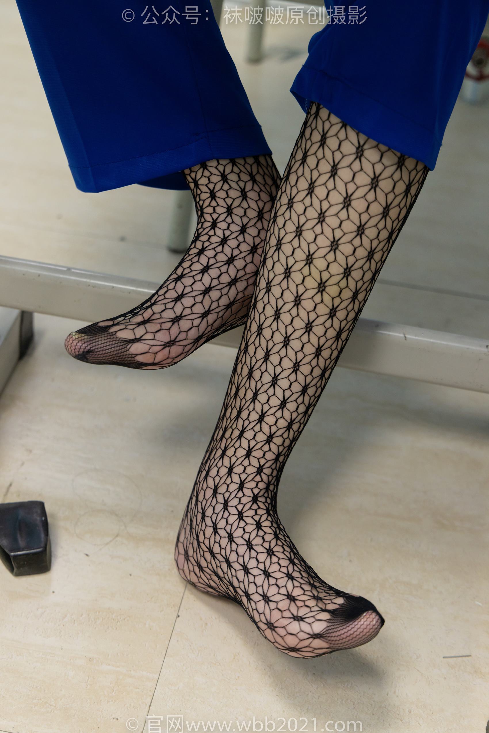 图片[142]-[BoBoSocks袜啵啵]NO.375 小甜豆-高跟鞋、黑色蕾丝网袜、校服裤里丝[159P] – 速更版-美库