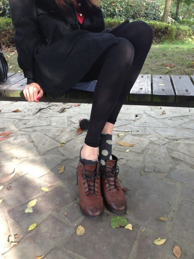 图片[20]-织梦行影@NO.031-第三十一期 木凳黑打底英伦鞋（木凳）[55P] – 速更版-美库