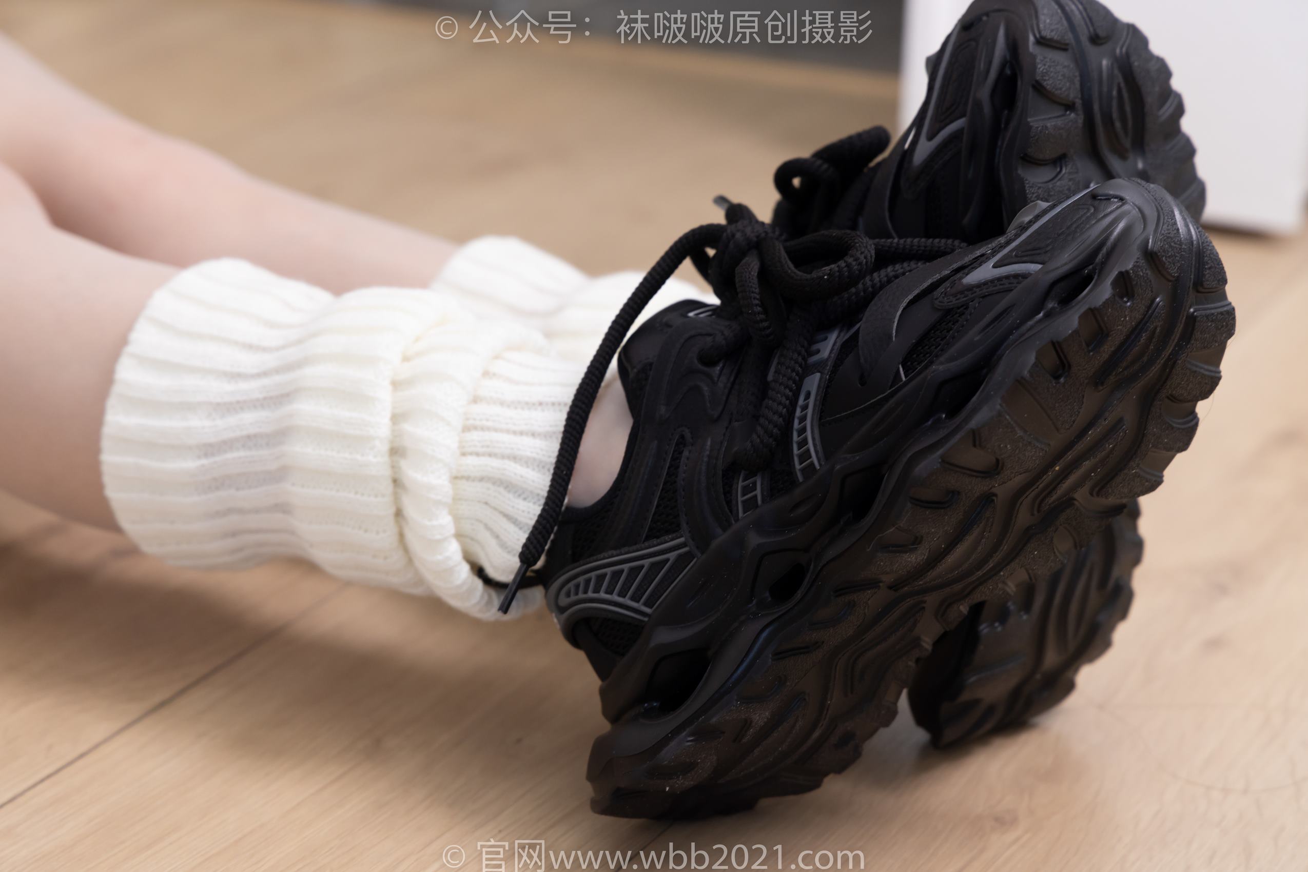 图片[49]-[BoBoSocks袜啵啵]NO.376 甜甜圈-运动鞋、堆堆袜套、白丝[150P] – 速更版-美库