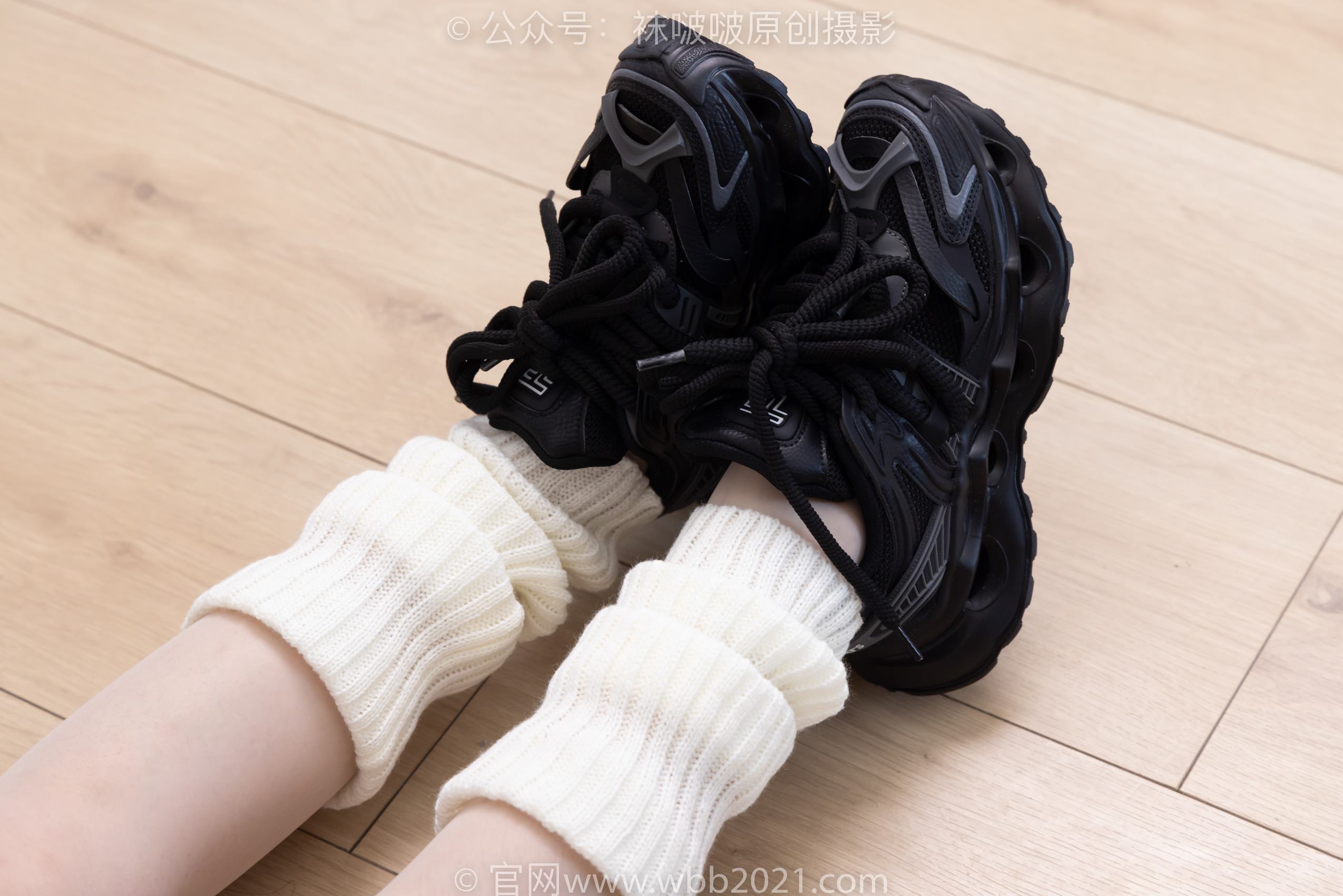 图片[50]-[BoBoSocks袜啵啵]NO.376 甜甜圈-运动鞋、堆堆袜套、白丝[150P] – 速更版-美库