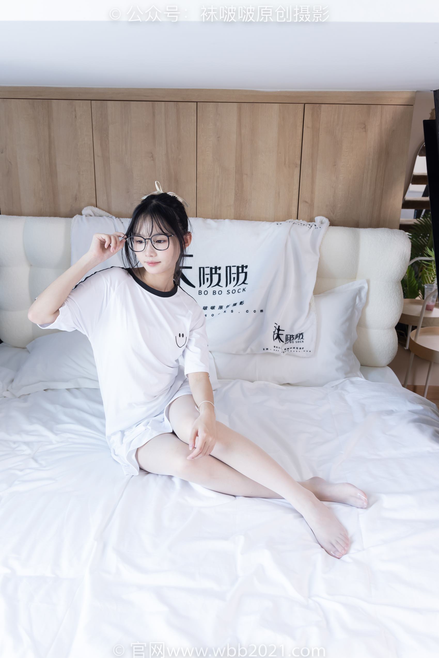 图片[110]-[BoBoSocks袜啵啵]NO.376 甜甜圈-运动鞋、堆堆袜套、白丝[150P] – 速更版-美库