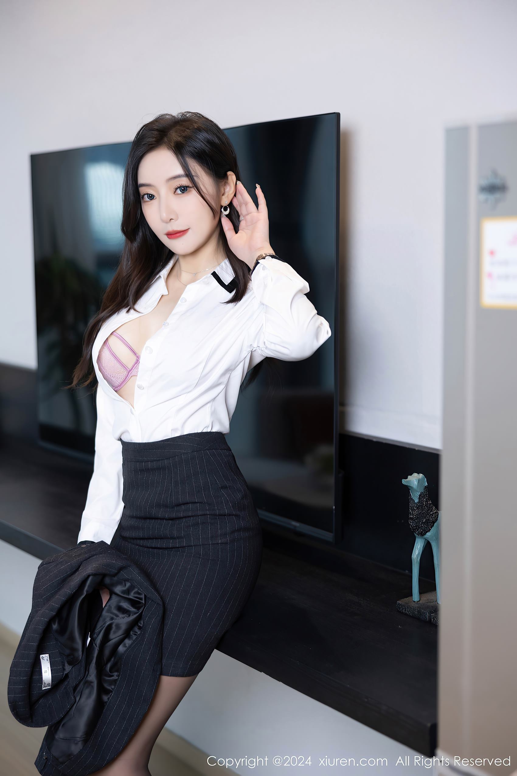 图片[43]-[Xiuren秀人网]2024.06.05 NO.8656 王馨瑶yanni[64+1P] – 速更版-美库