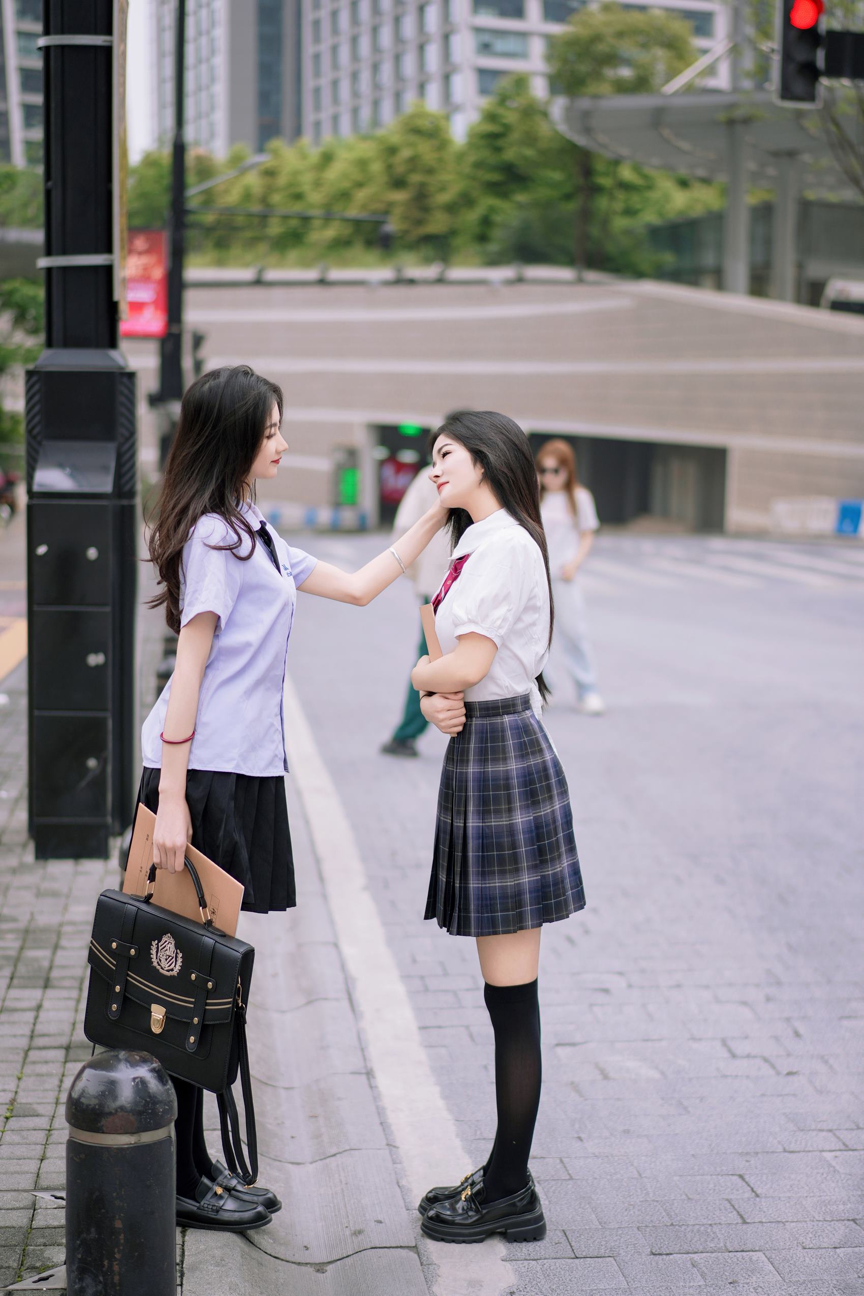 图片[15]-秀人名模鱼子酱Fish+谭小灵 – 《双人JK》[24P] – 速更版-美库