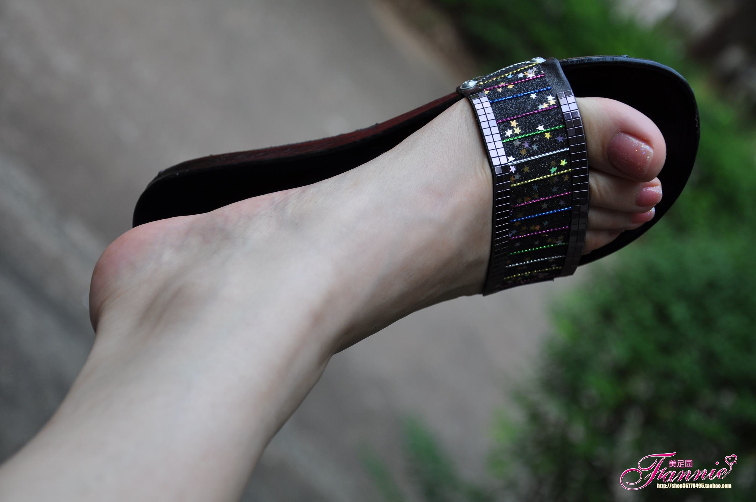 图片[14]-Fannie芬妮每足园 No.504 夏日足下 清爽靓丽 黑色拖鞋1[43P] – 速更版-美库