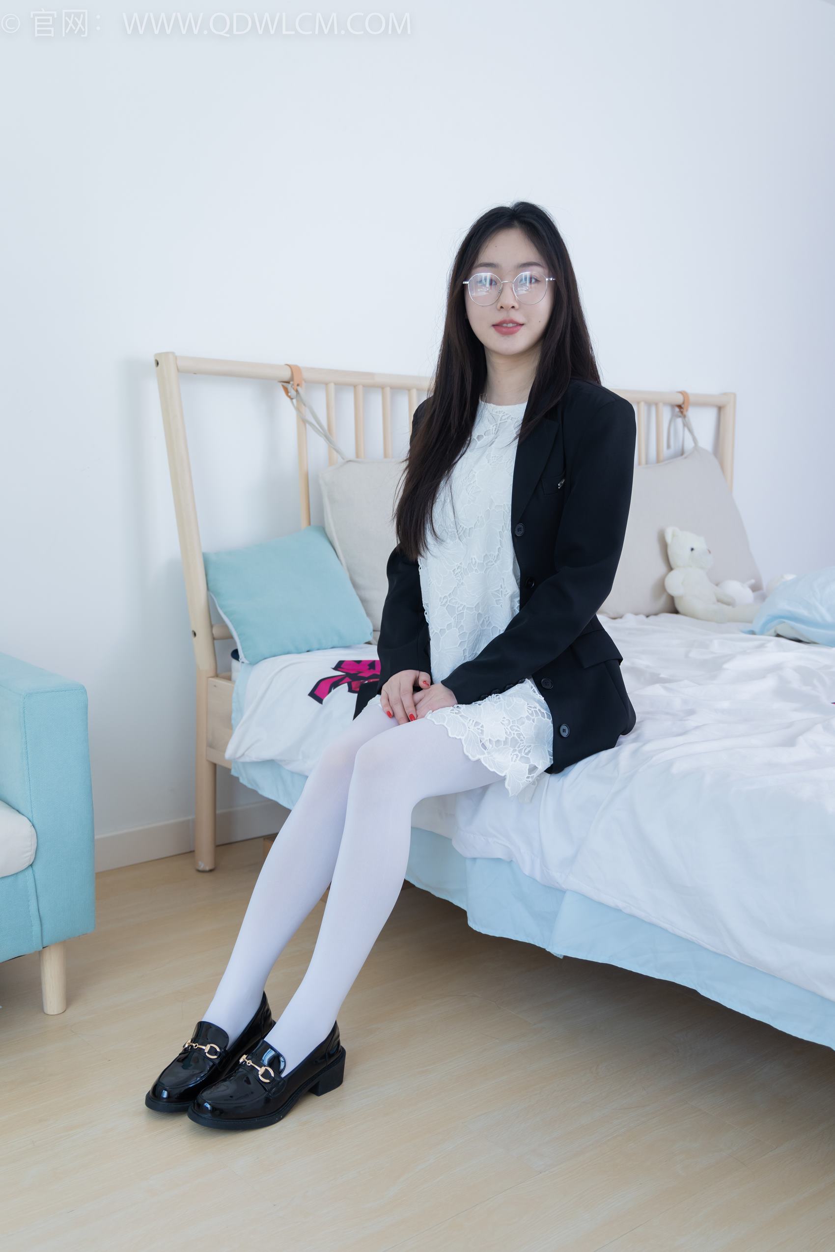 图片[36]-物恋传媒 NO.1967 美兔-融化悲伤[160P] – 速更版-美库