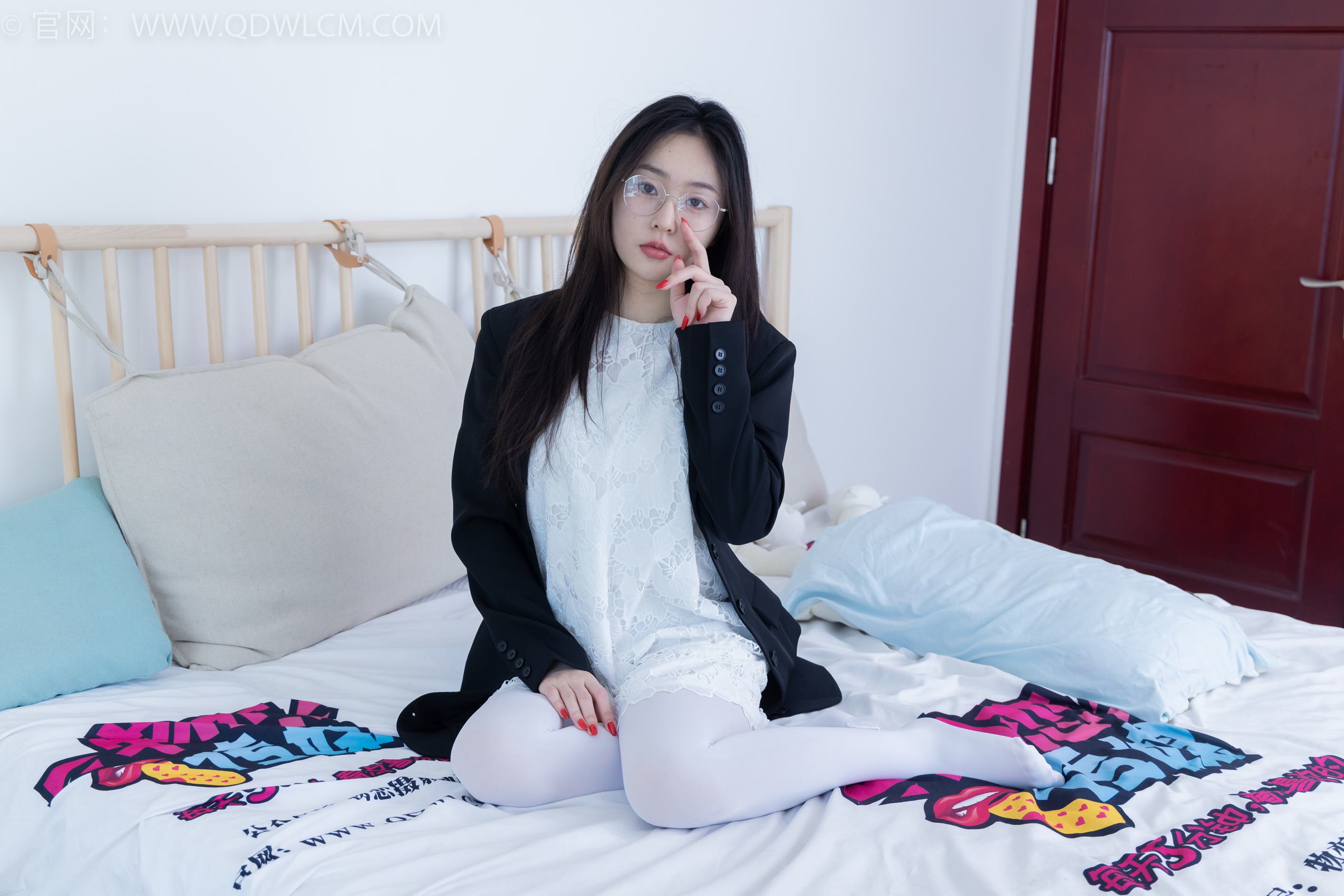 图片[46]-物恋传媒 NO.1967 美兔-融化悲伤[160P] – 速更版-美库