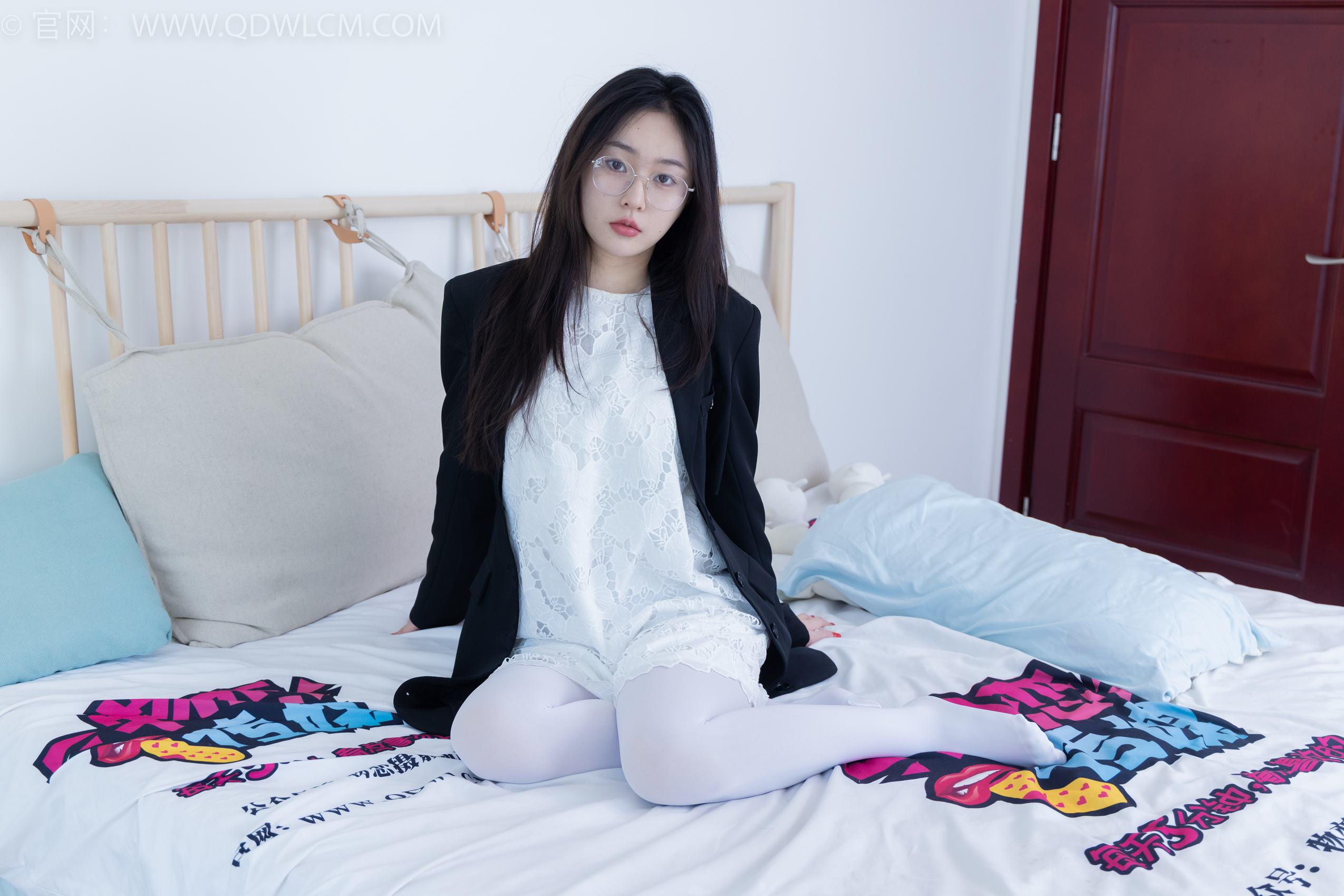 图片[48]-物恋传媒 NO.1967 美兔-融化悲伤[160P] – 速更版-美库