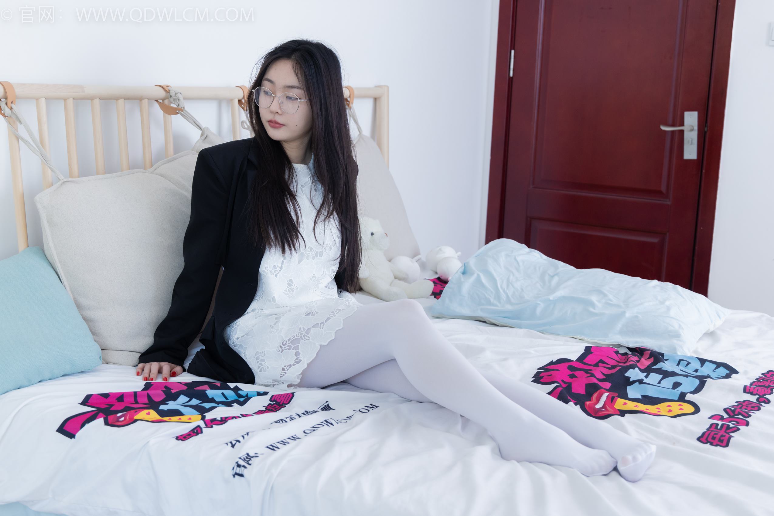 图片[97]-物恋传媒 NO.1967 美兔-融化悲伤[160P] – 速更版-美库