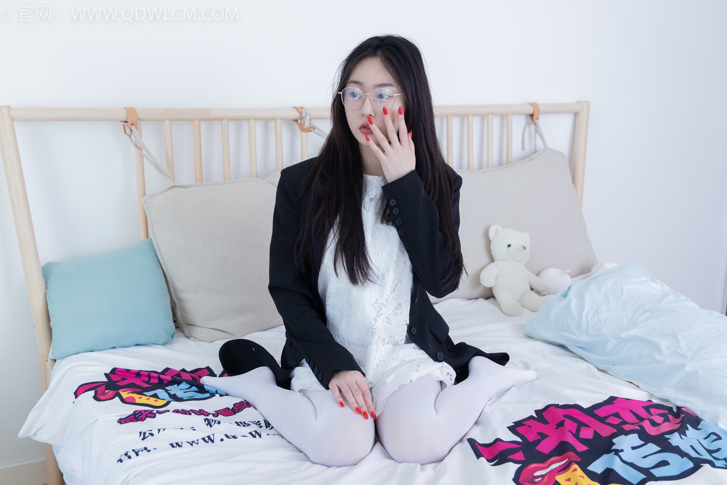 图片[106]-物恋传媒 NO.1967 美兔-融化悲伤[160P] – 速更版-美库