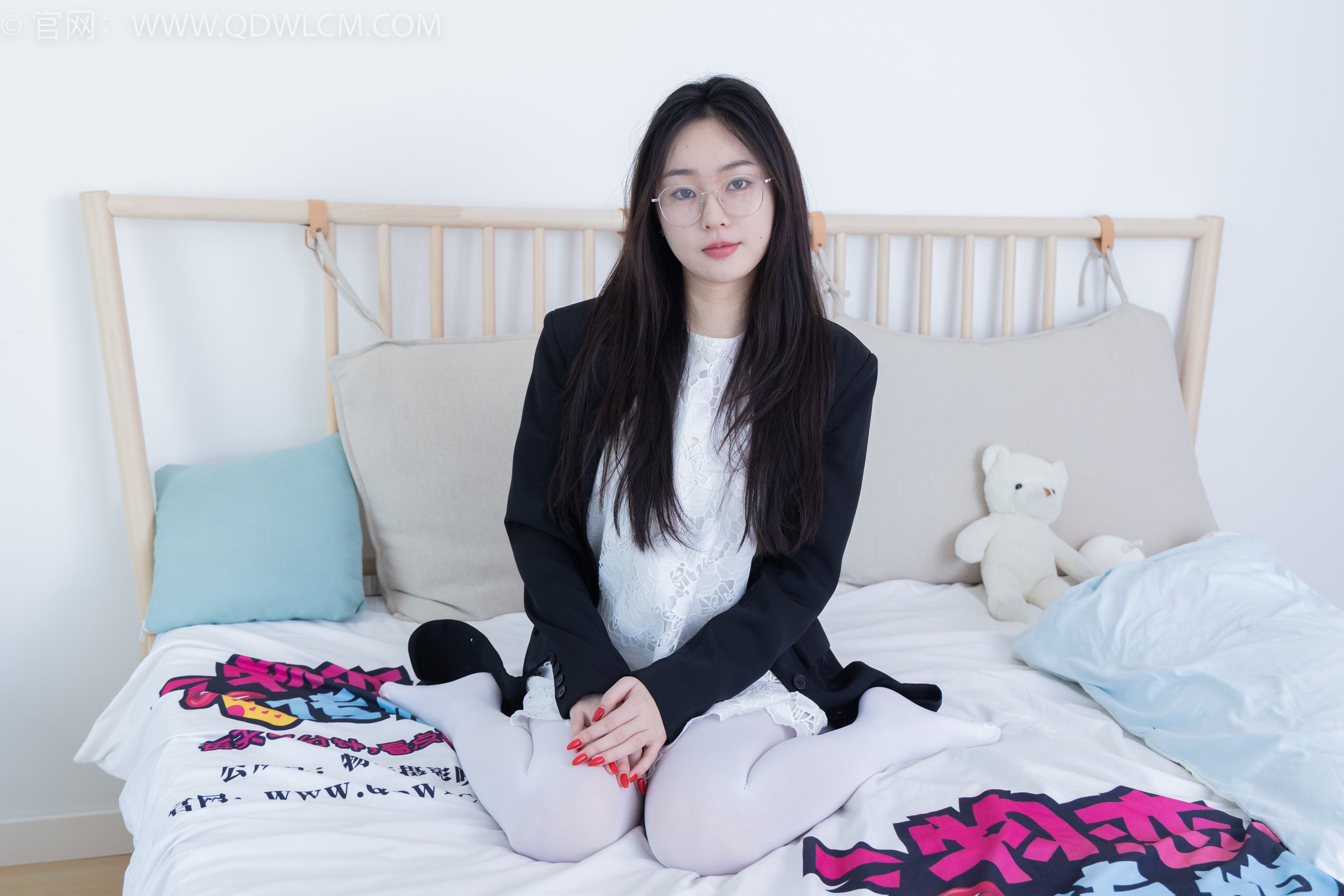 图片[107]-物恋传媒 NO.1967 美兔-融化悲伤[160P] – 速更版-美库