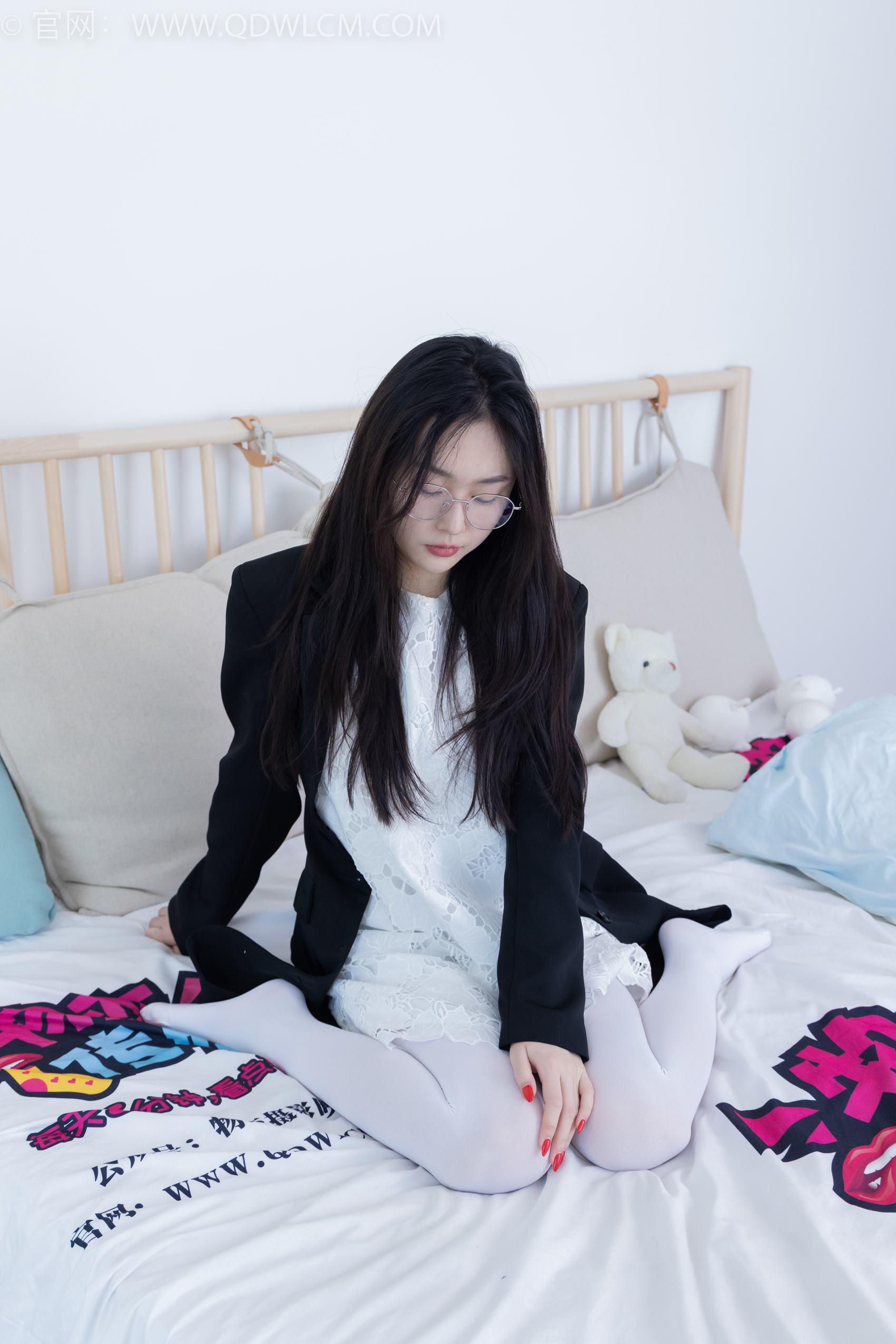 图片[110]-物恋传媒 NO.1967 美兔-融化悲伤[160P] – 速更版-美库