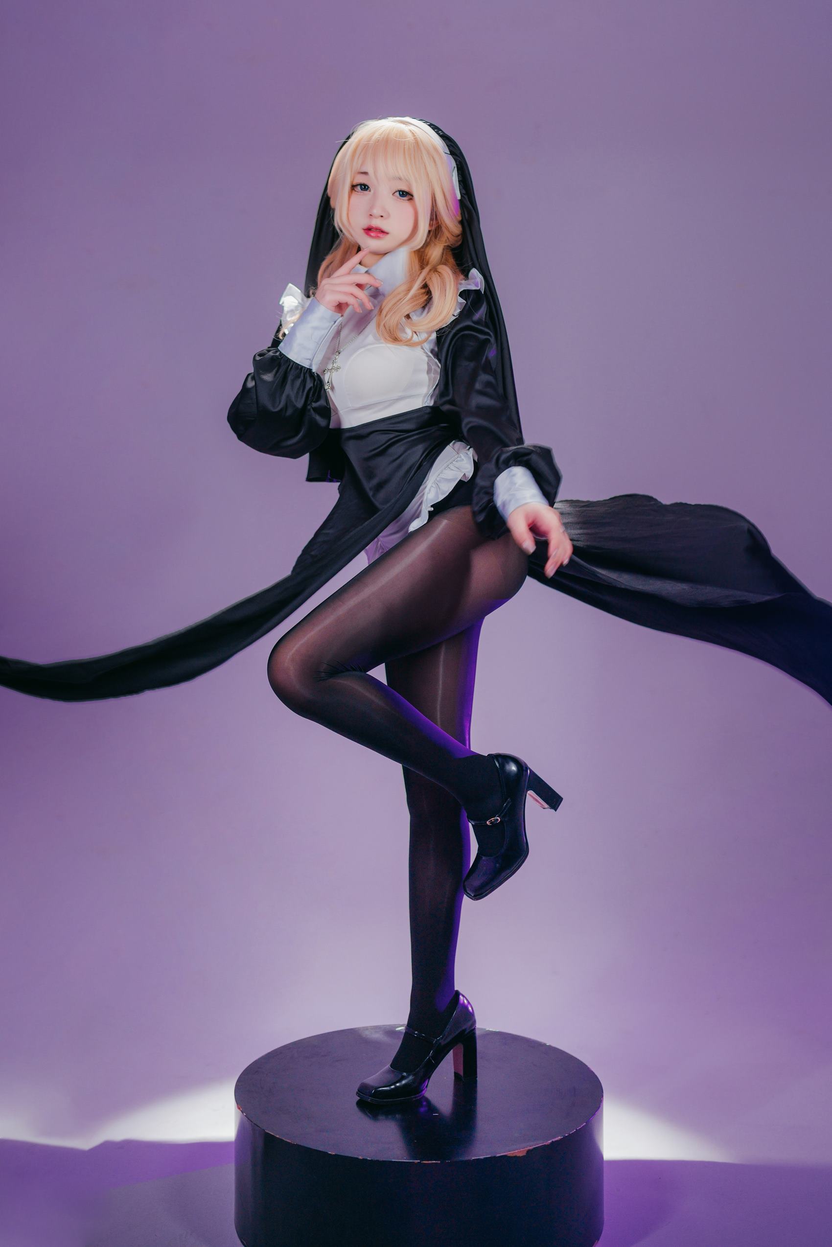 图片[127]-花铃  – 圣堂修女[151P] – 速更版-美库