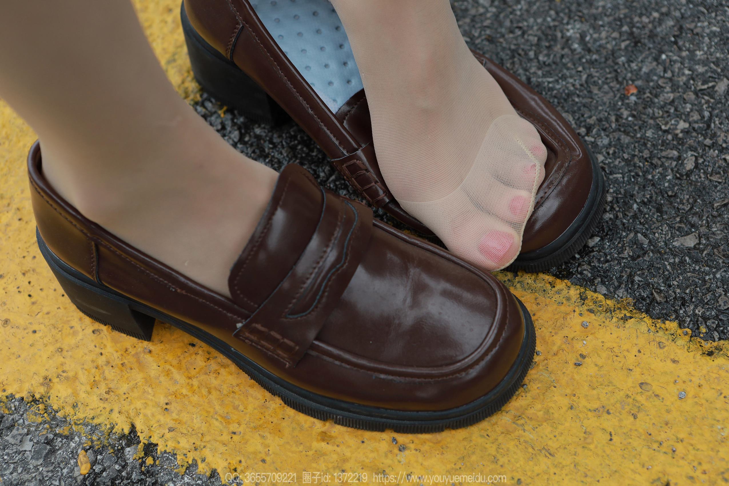 图片[29]-[IESS异思趣向] 2024.05.10 丝享家1738：团团《双重保险》[84P] – 速更版-美库