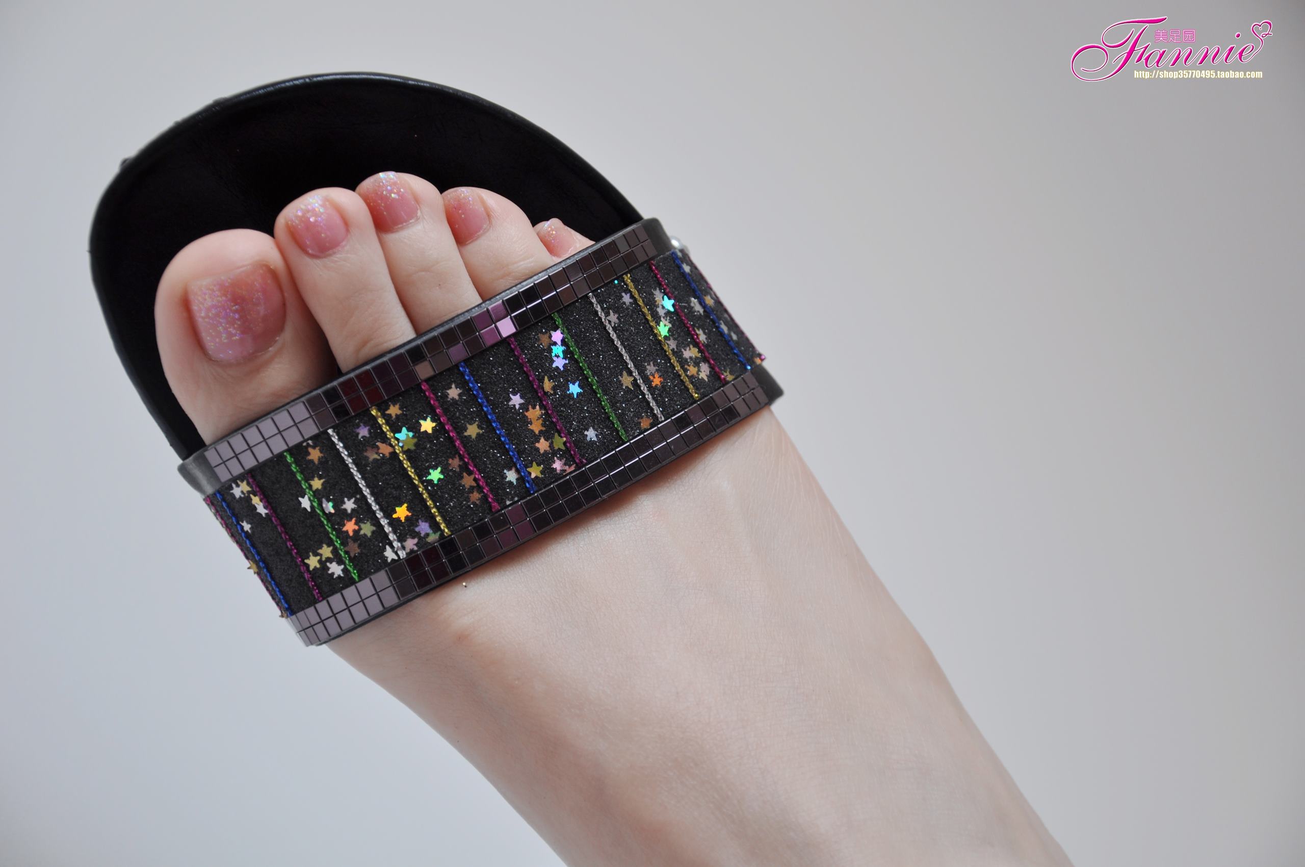 图片[31]-Fannie芬妮每足园 No.505 夏日足下 清爽靓丽 黑色拖鞋2[57P] – 速更版-美库