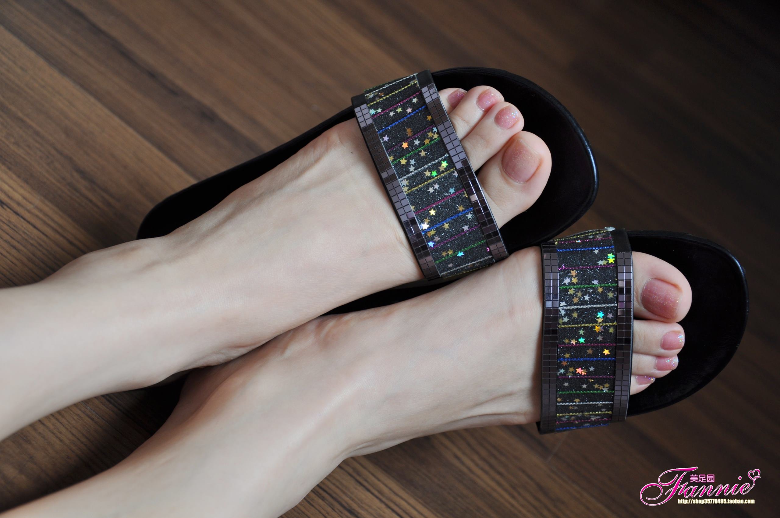 图片[43]-Fannie芬妮每足园 No.505 夏日足下 清爽靓丽 黑色拖鞋2[57P] – 速更版-美库