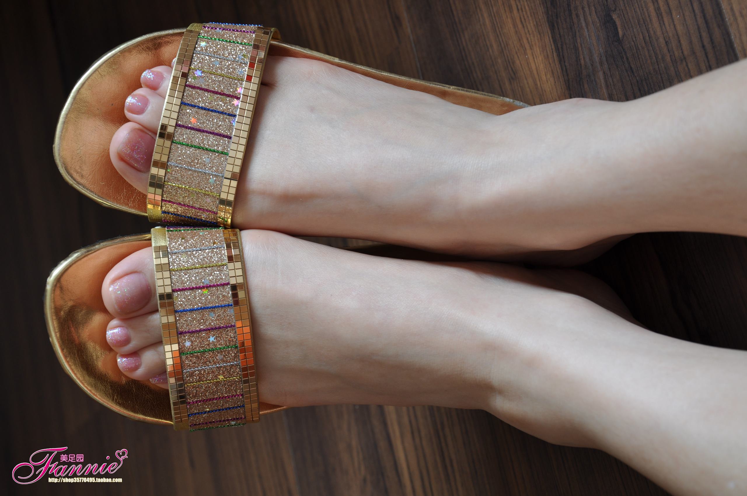 图片[24]-Fannie芬妮每足园 No.507 夏日足下 清爽靓丽 金色拖鞋[47P] – 速更版-美库