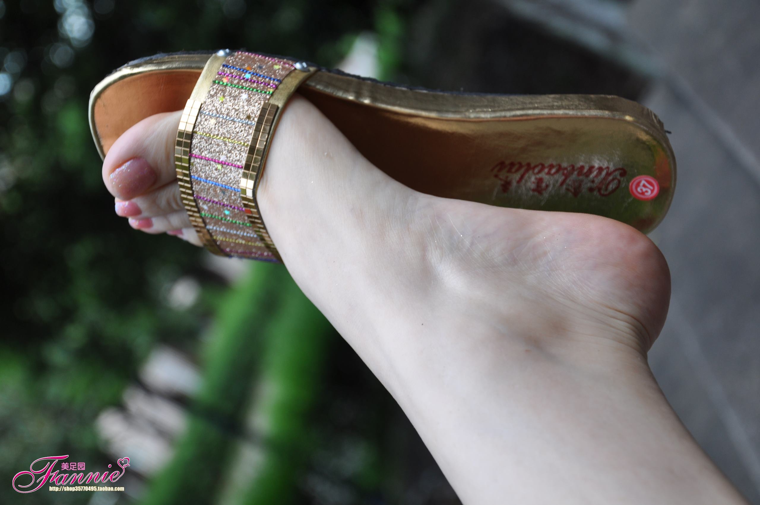 图片[45]-Fannie芬妮每足园 No.507 夏日足下 清爽靓丽 金色拖鞋[47P] – 速更版-美库