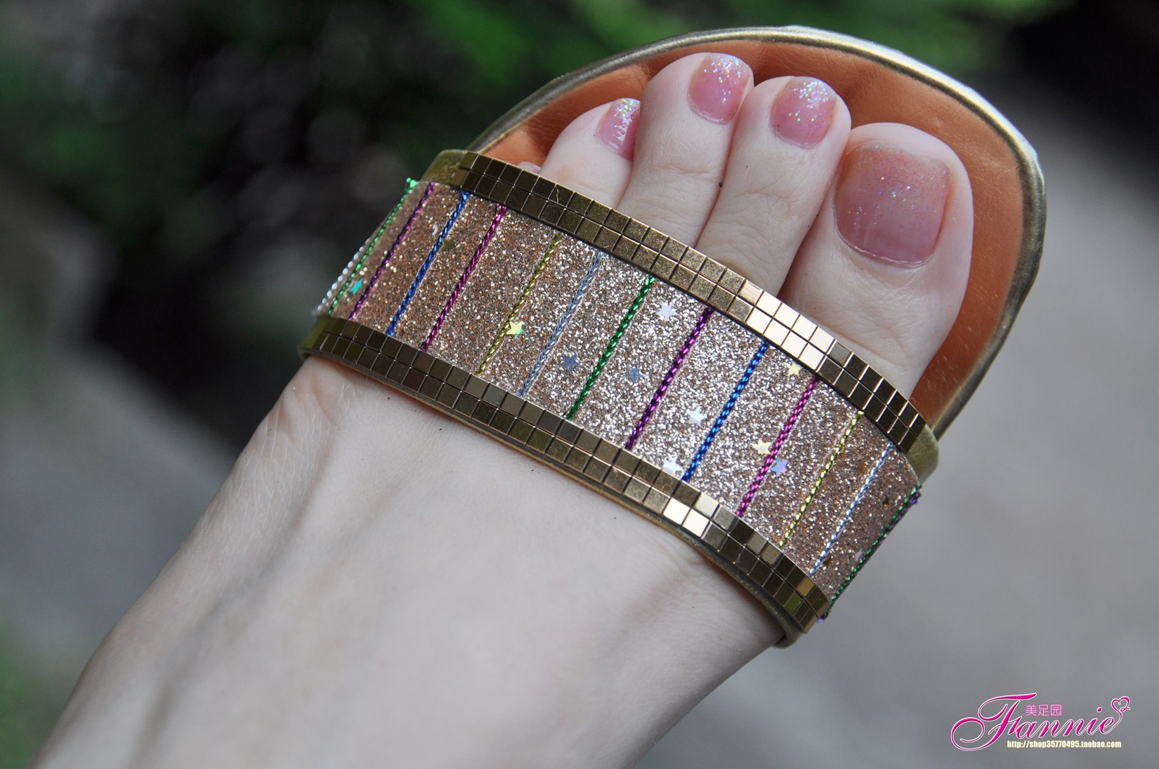 图片[47]-Fannie芬妮每足园 No.507 夏日足下 清爽靓丽 金色拖鞋[47P] – 速更版-美库