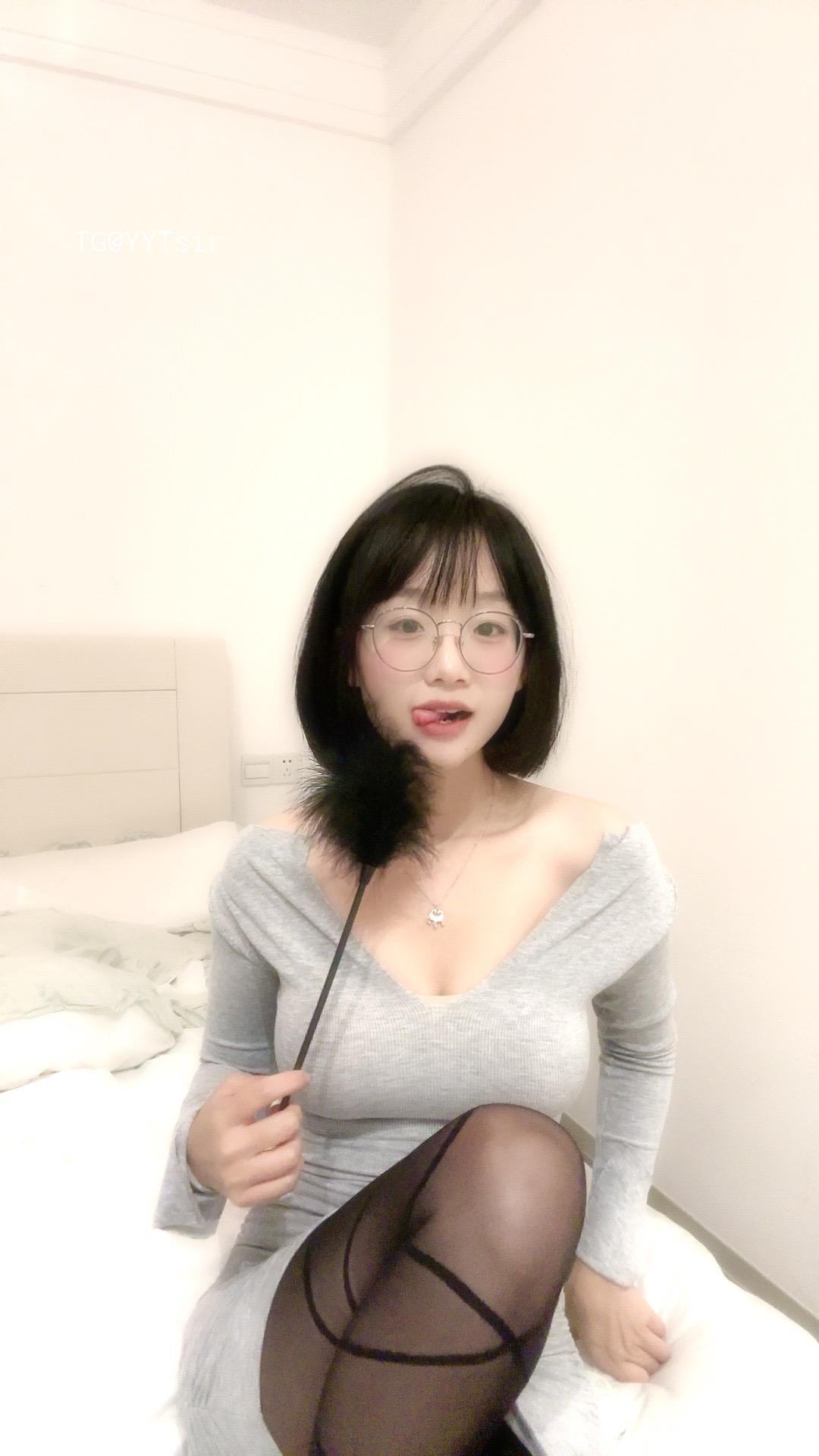 图片[14]-动漫博主@胜利的小生活微密圈系列 -嘉宾-JK裙[13P] – 速更版-美库