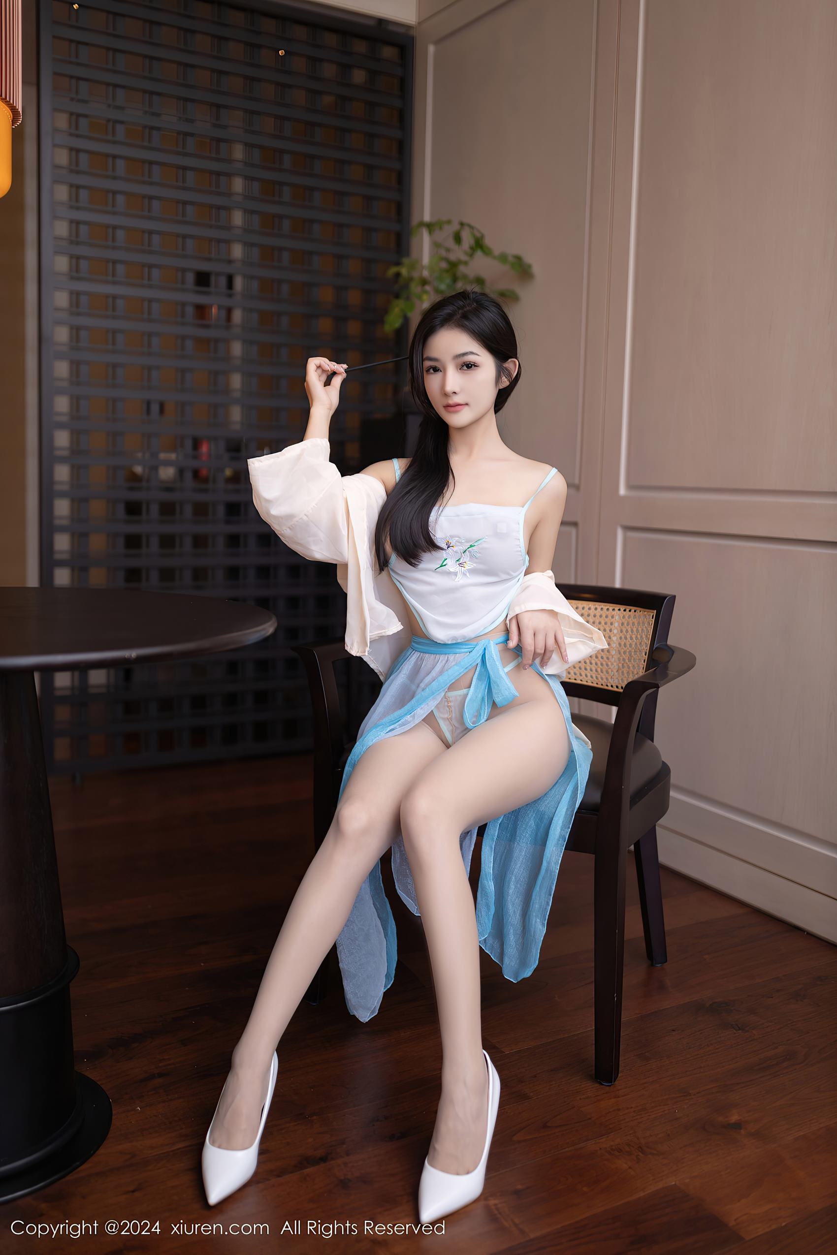 图片[13]-[Xiuren秀人网]2024.06.12 NO.8691 谭小灵 蓝幽魂 [11+1P] – 速更版-美库