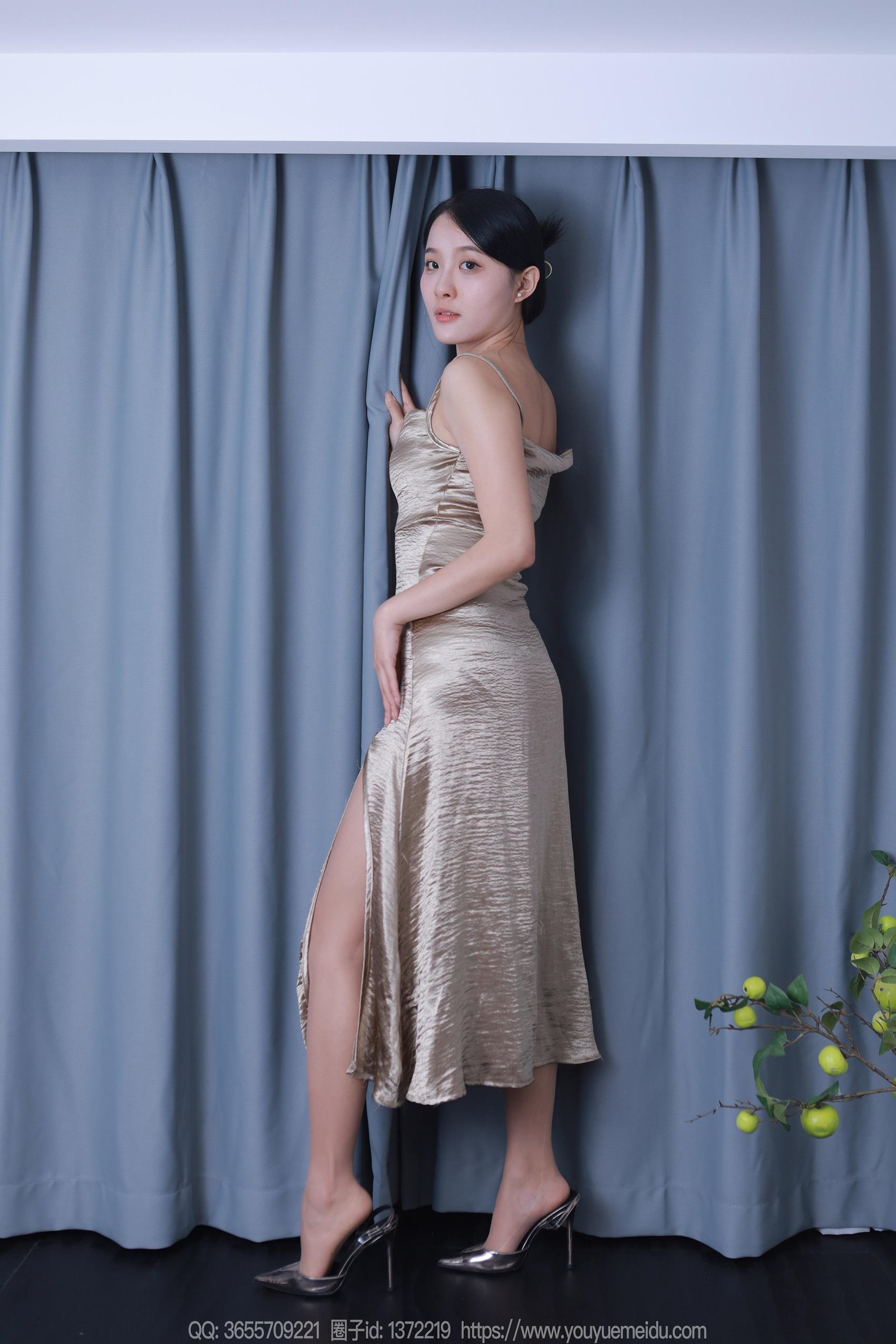 图片[35]-[IESS异思趣向] 2024.05.14 丝享家1741：婉萍《吃个橘子》[83P] – 速更版-美库