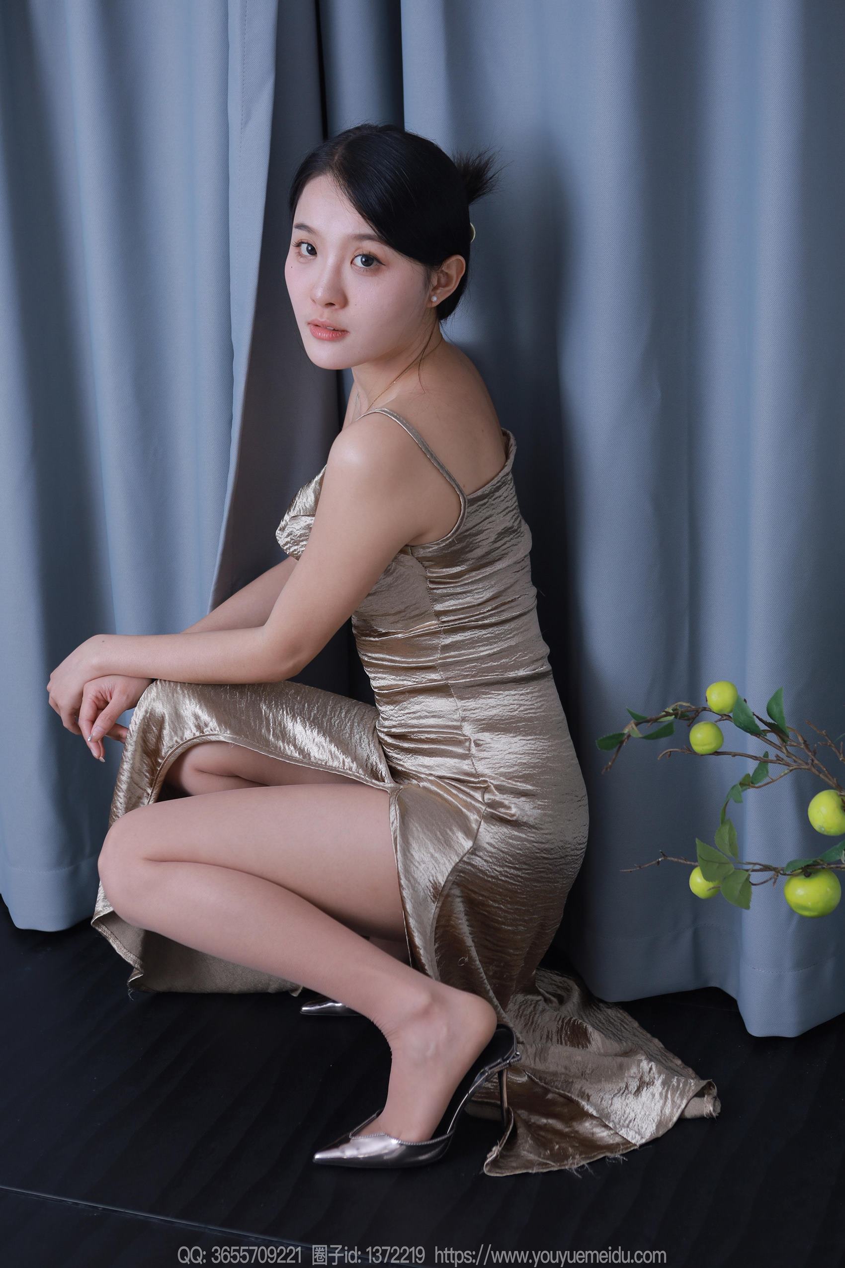 图片[46]-[IESS异思趣向] 2024.05.14 丝享家1741：婉萍《吃个橘子》[83P] – 速更版-美库