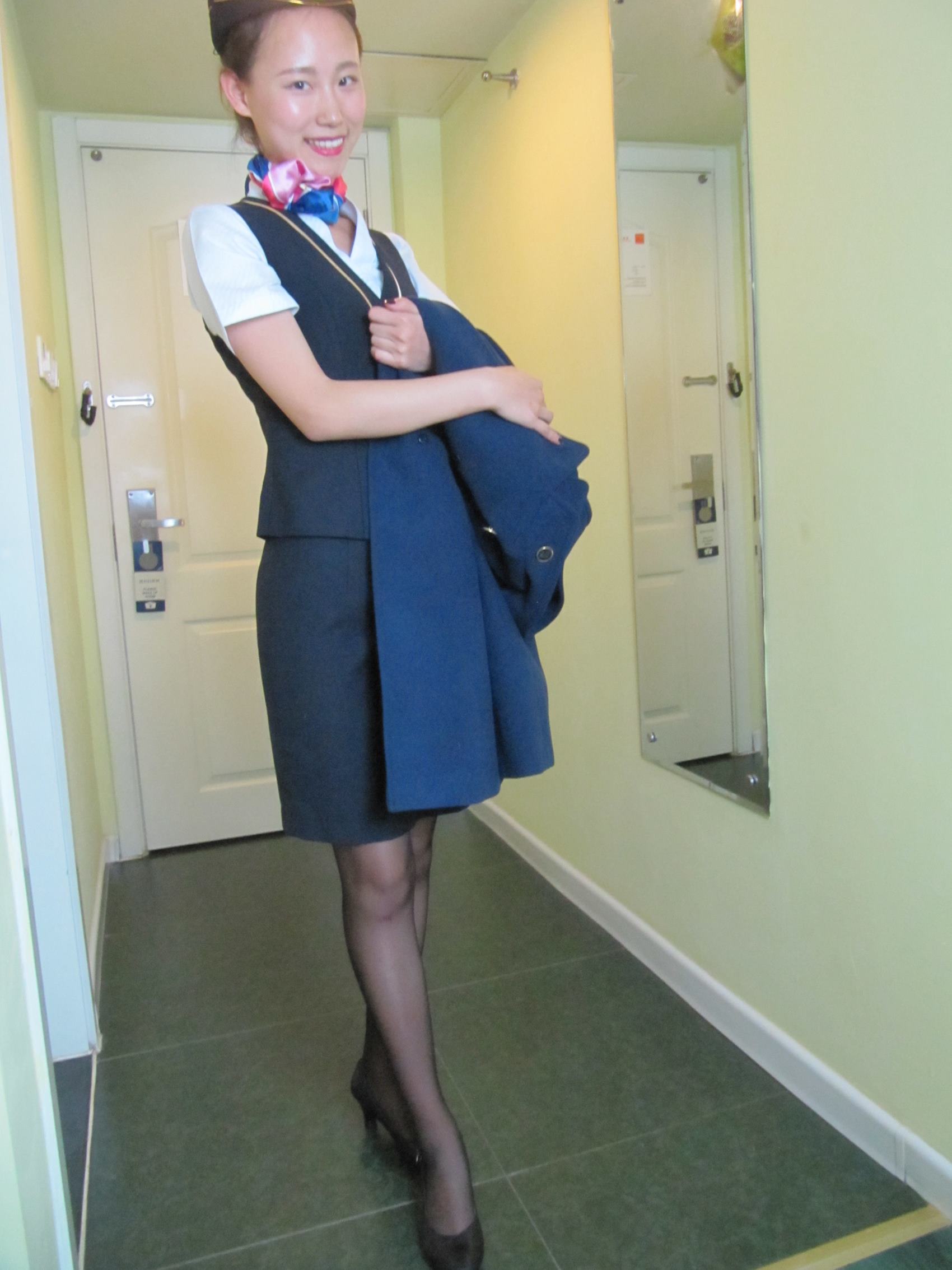 图片[12]-织梦行影@NO.037-第三十七期 学苑女生娟子 空姐黑丝（黑丝）[72P] – 速更版-美库