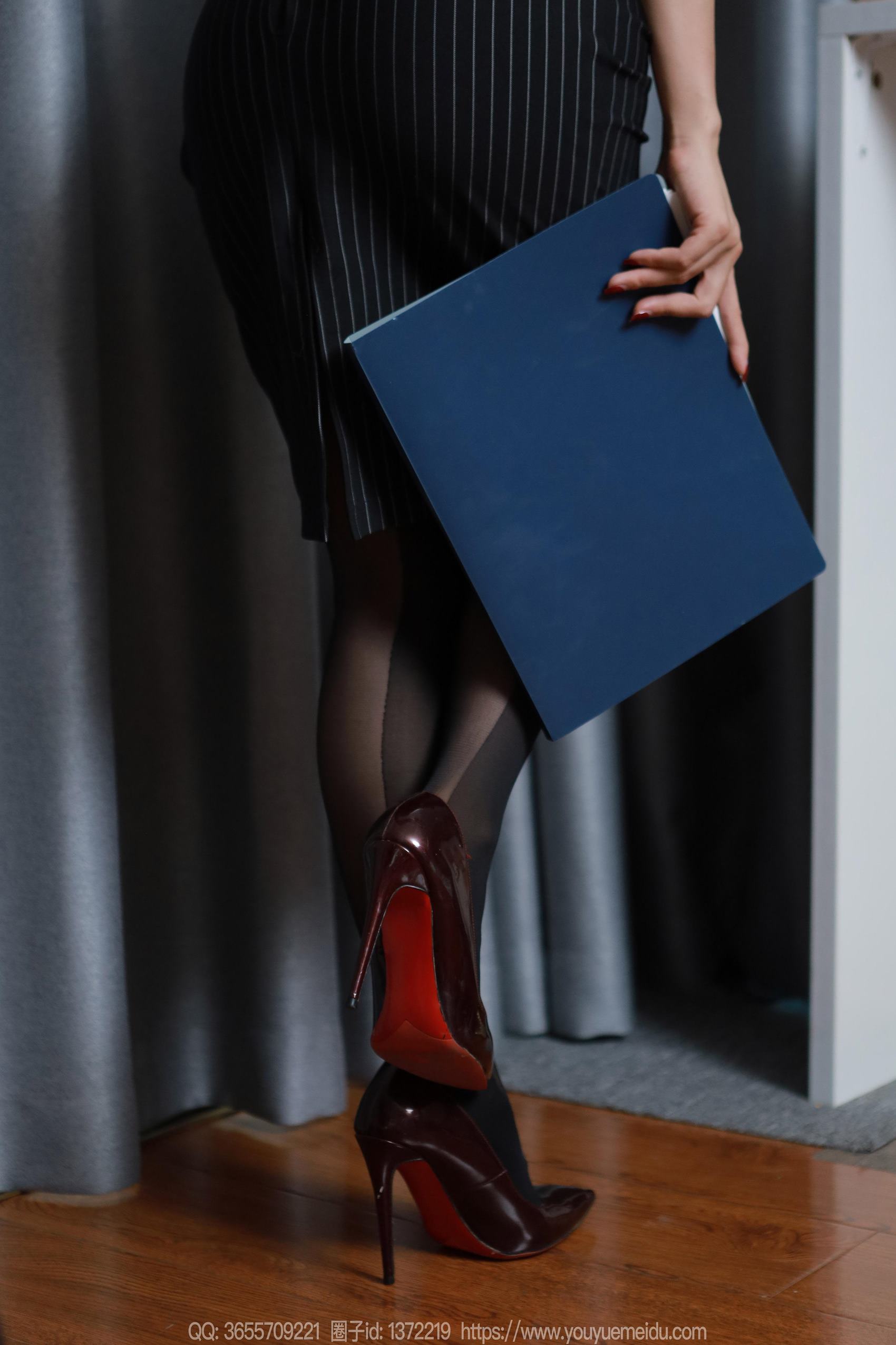 图片[81]-[IESS异思趣向] 2024.05.15 丝享家1742：兔兔《火辣女秘》[87P] – 速更版-美库