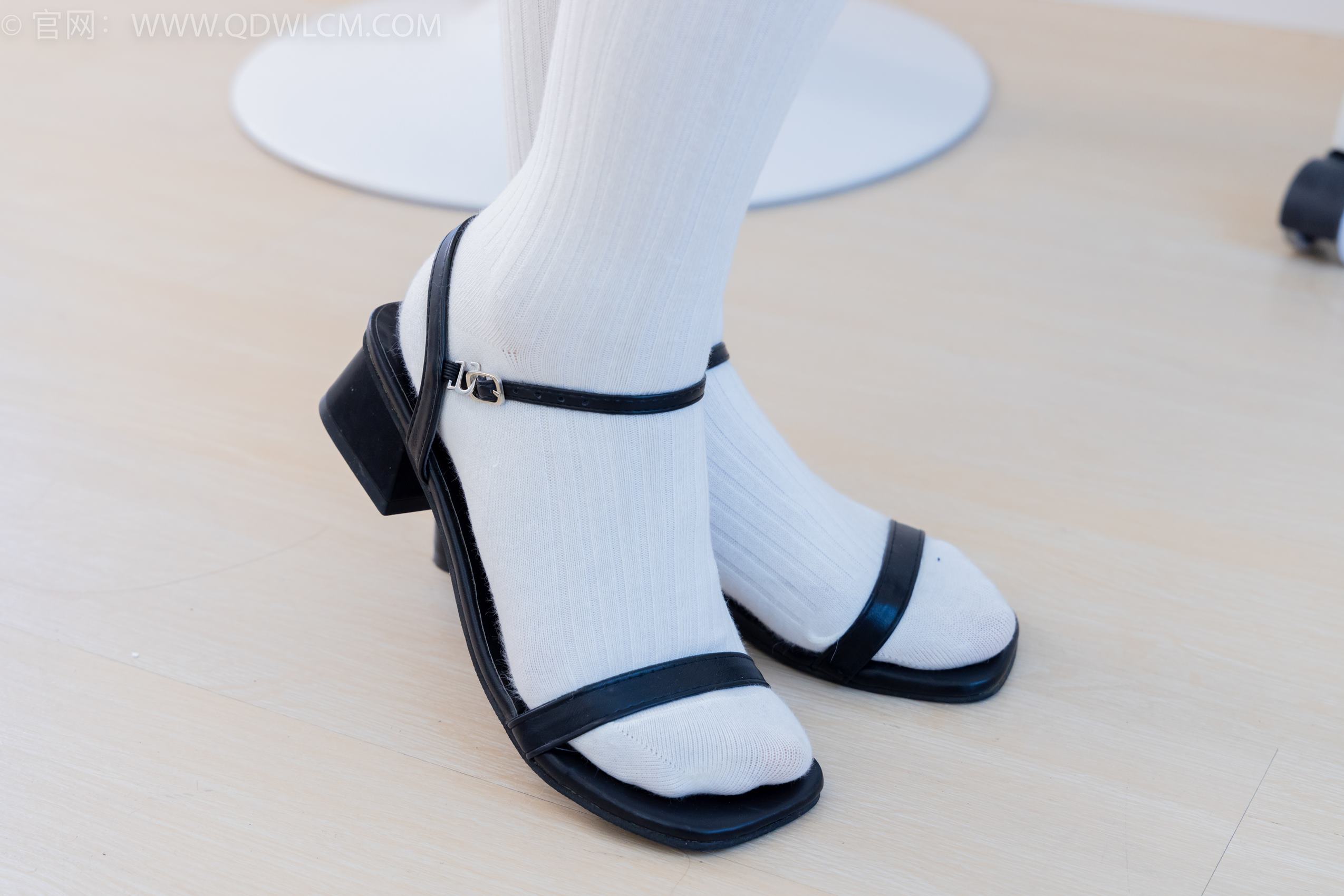 图片[23]-物恋传媒 NO.1975 纱纱-月半弯[200P] – 速更版-美库