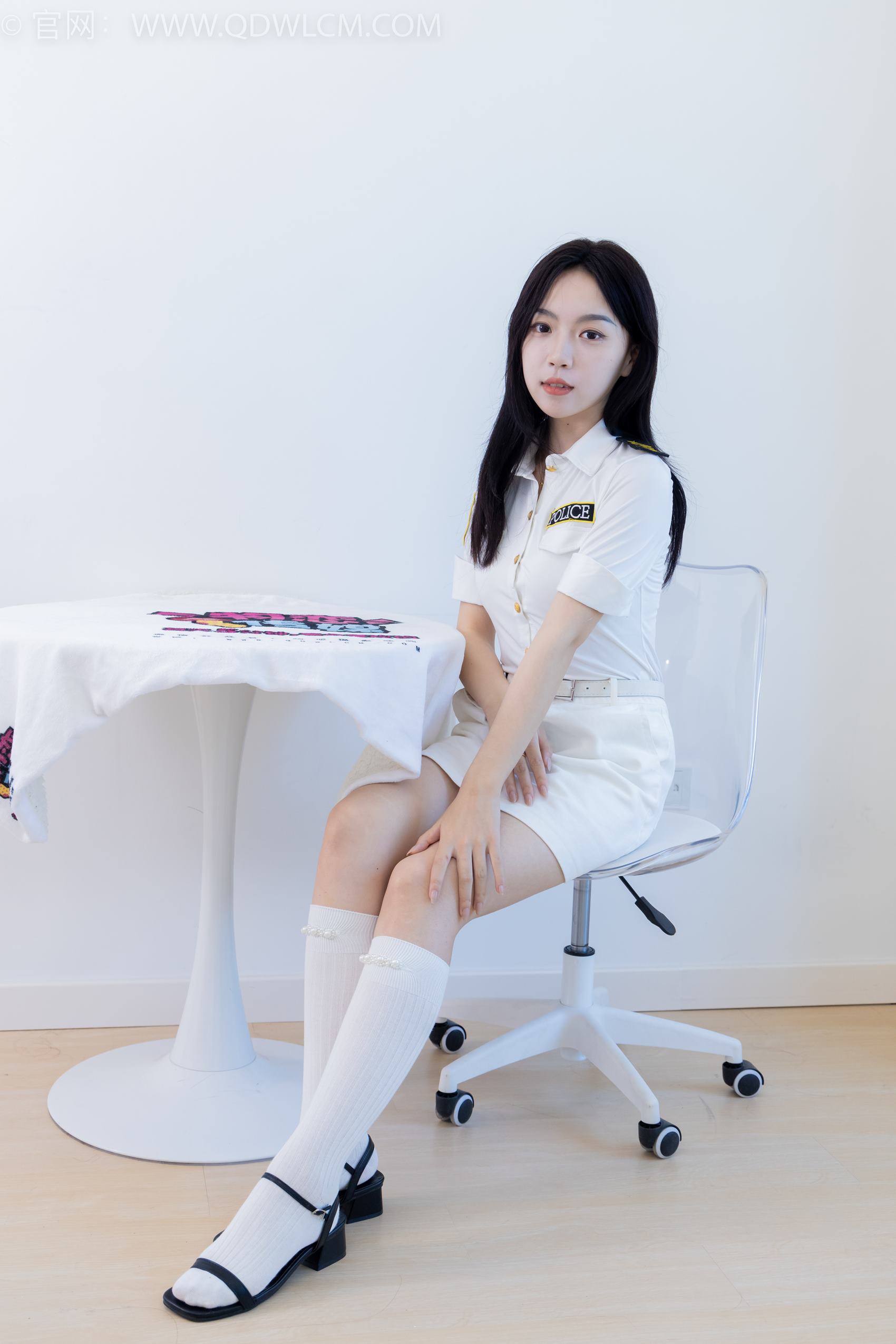 图片[32]-物恋传媒 NO.1975 纱纱-月半弯[200P] – 速更版-美库