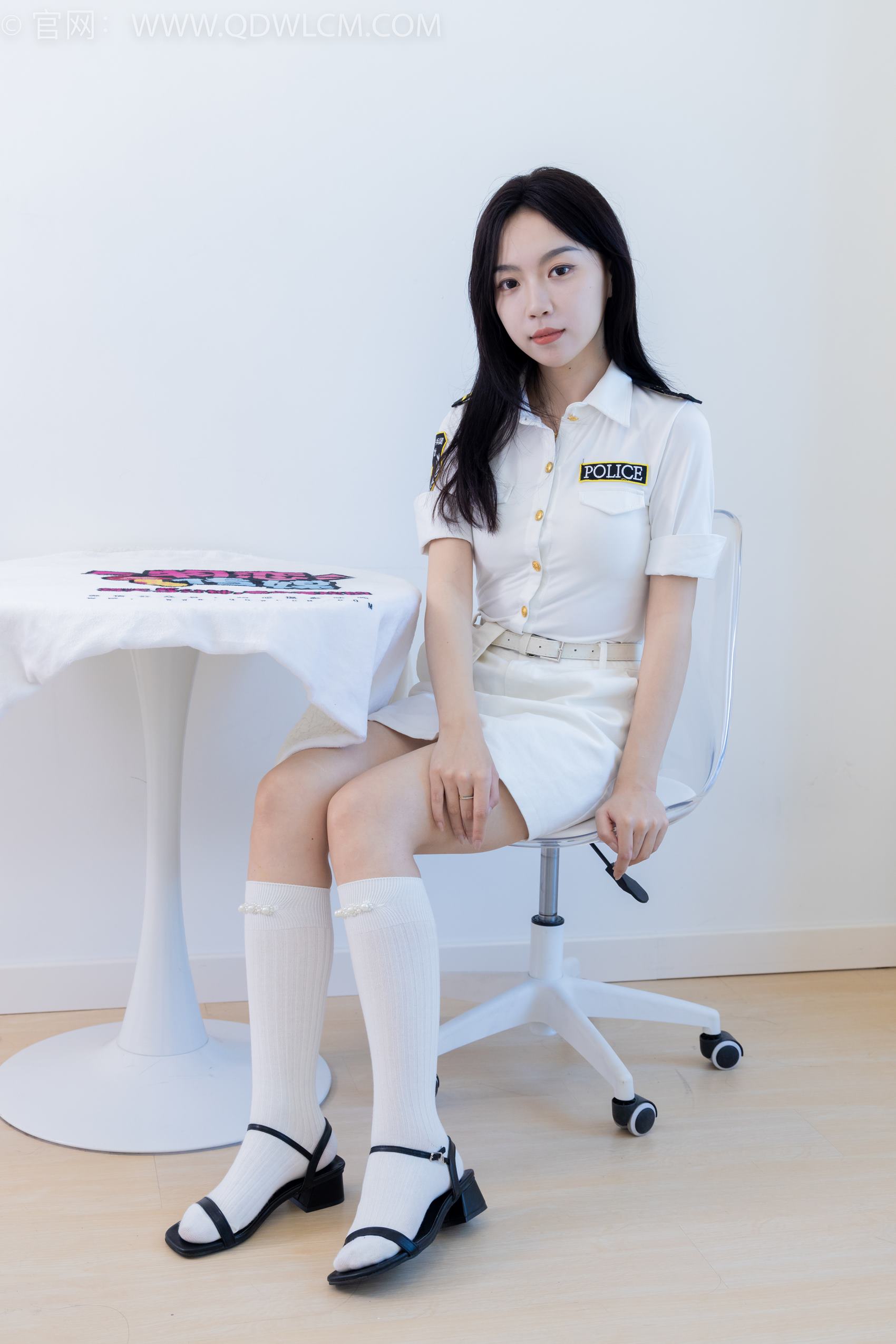 图片[35]-物恋传媒 NO.1975 纱纱-月半弯[200P] – 速更版-美库