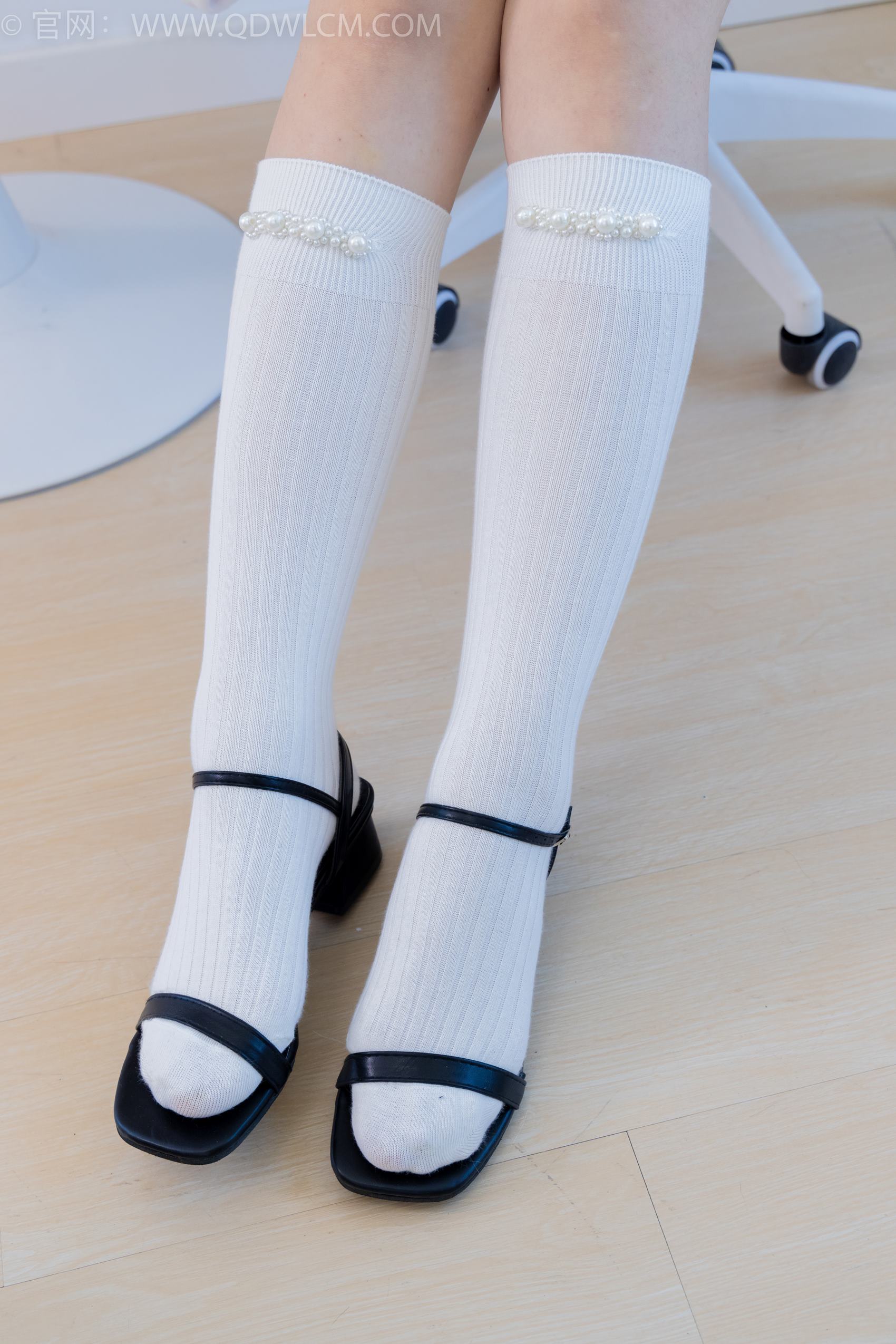 图片[37]-物恋传媒 NO.1975 纱纱-月半弯[200P] – 速更版-美库